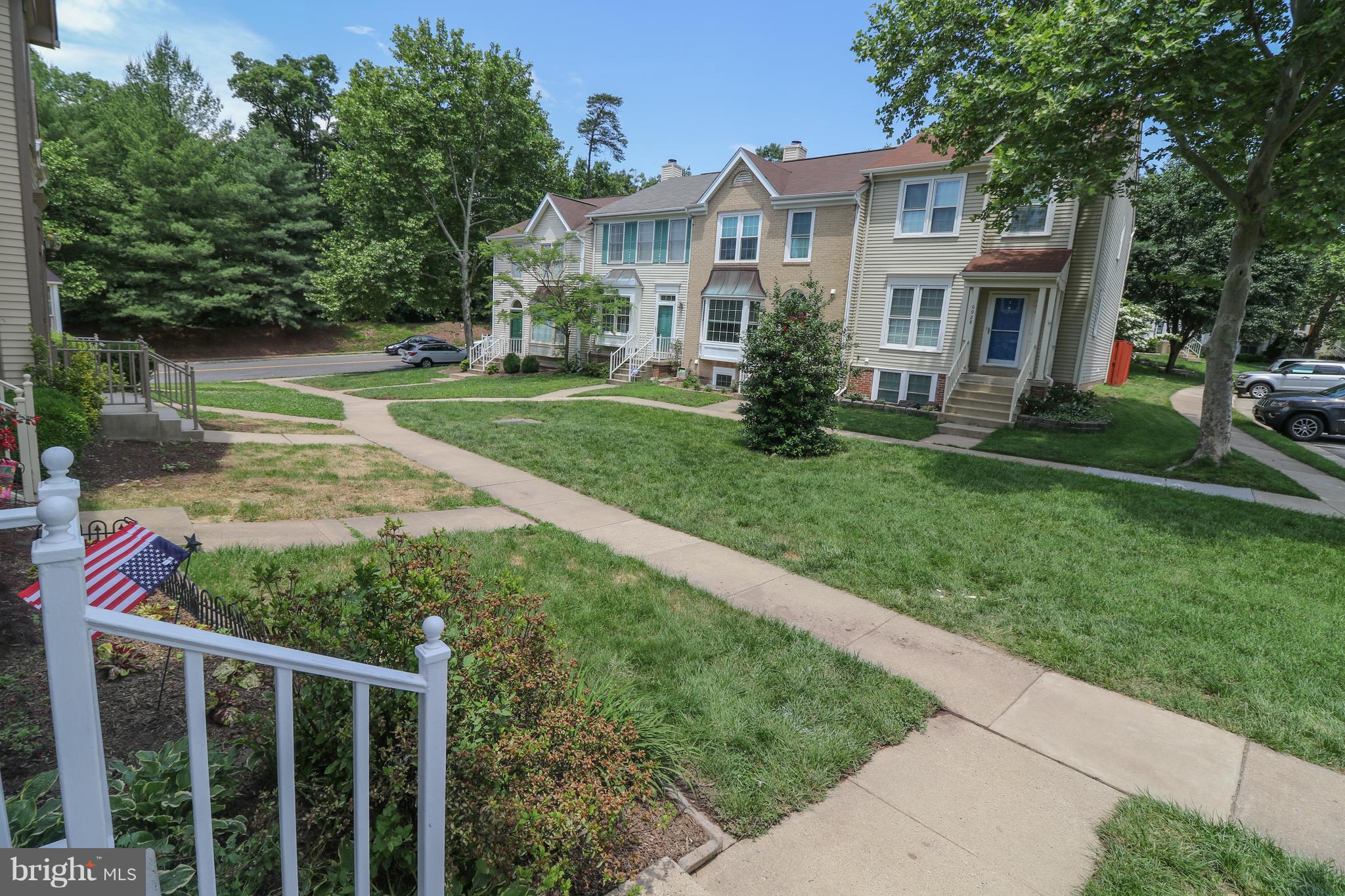 COMPTON VALLEY ESTATES - Residential