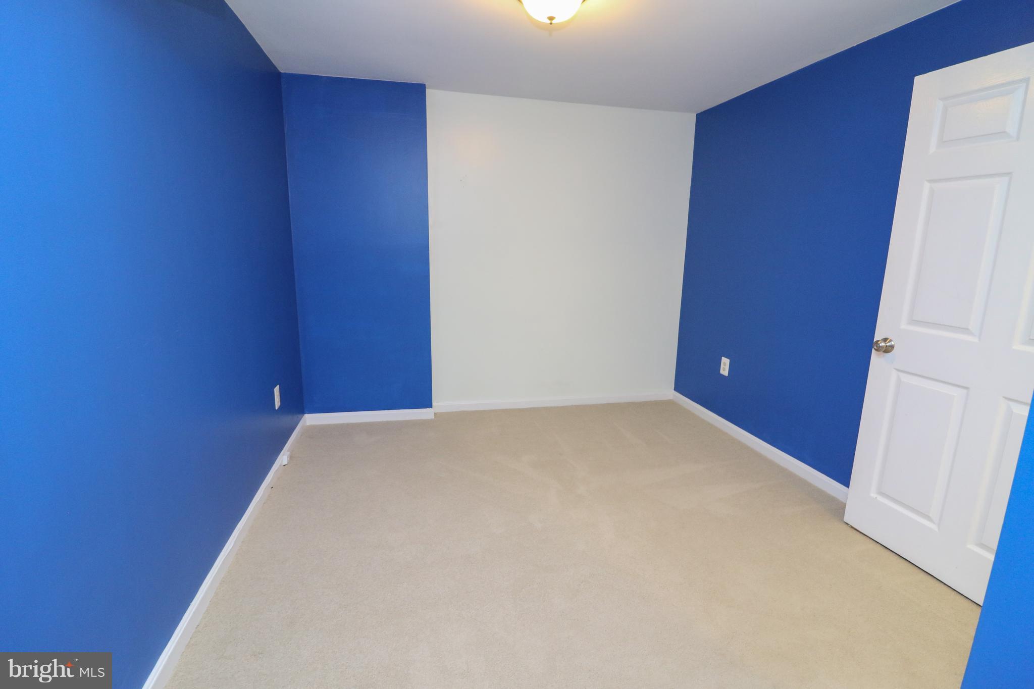 COMPTON VALLEY ESTATES - Residential