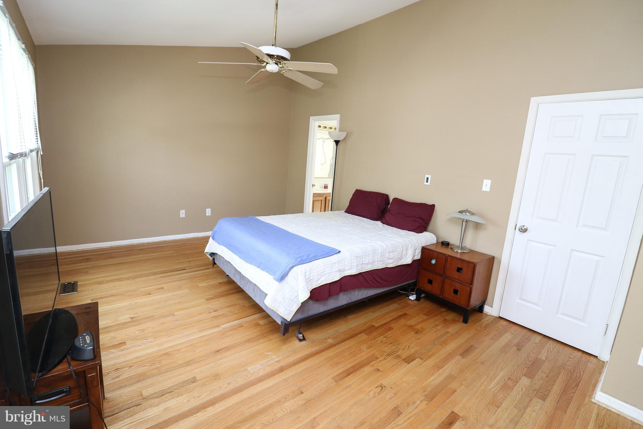 COMPTON VALLEY ESTATES - Residential