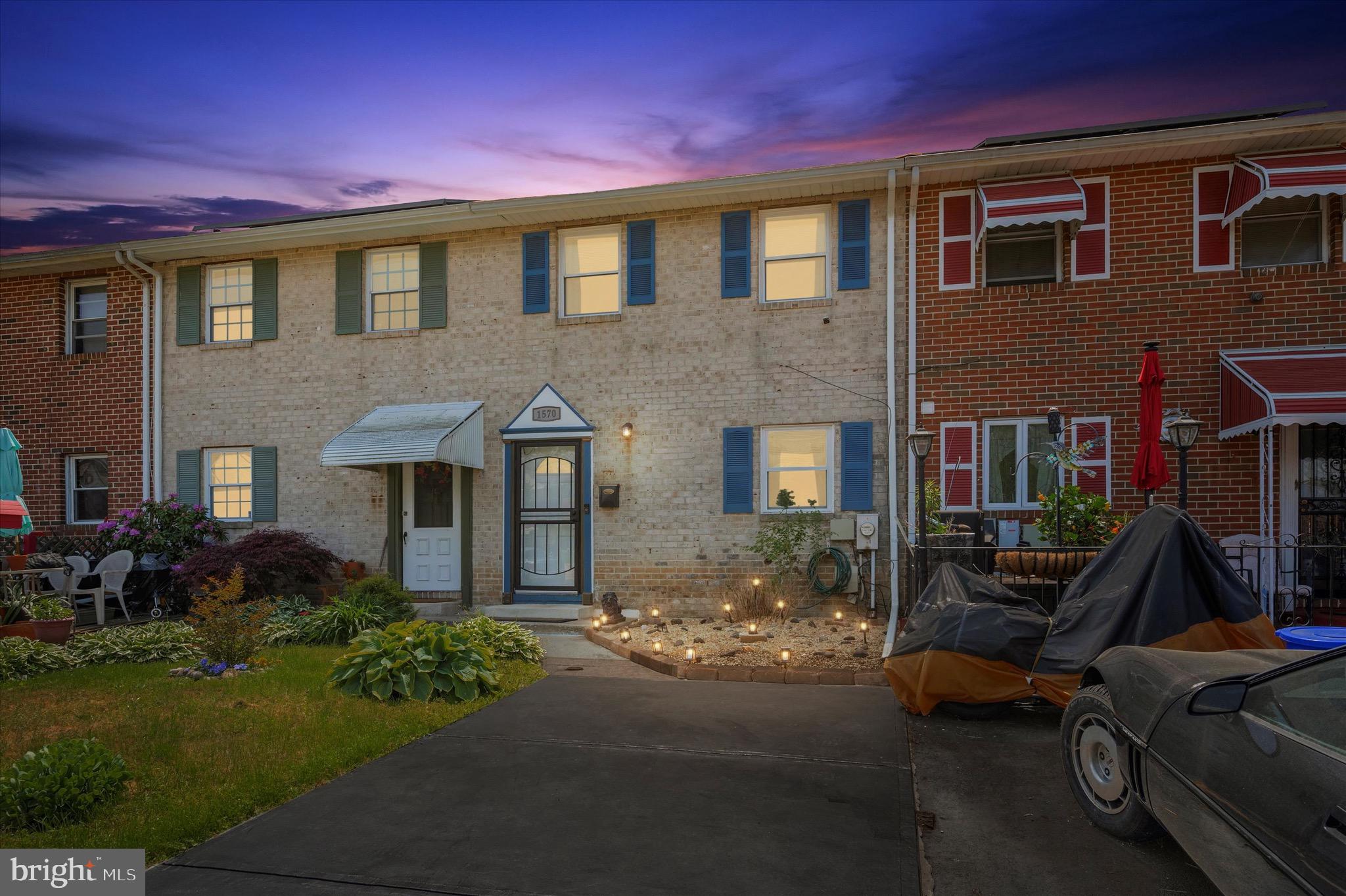 SHARON HILL - Residential