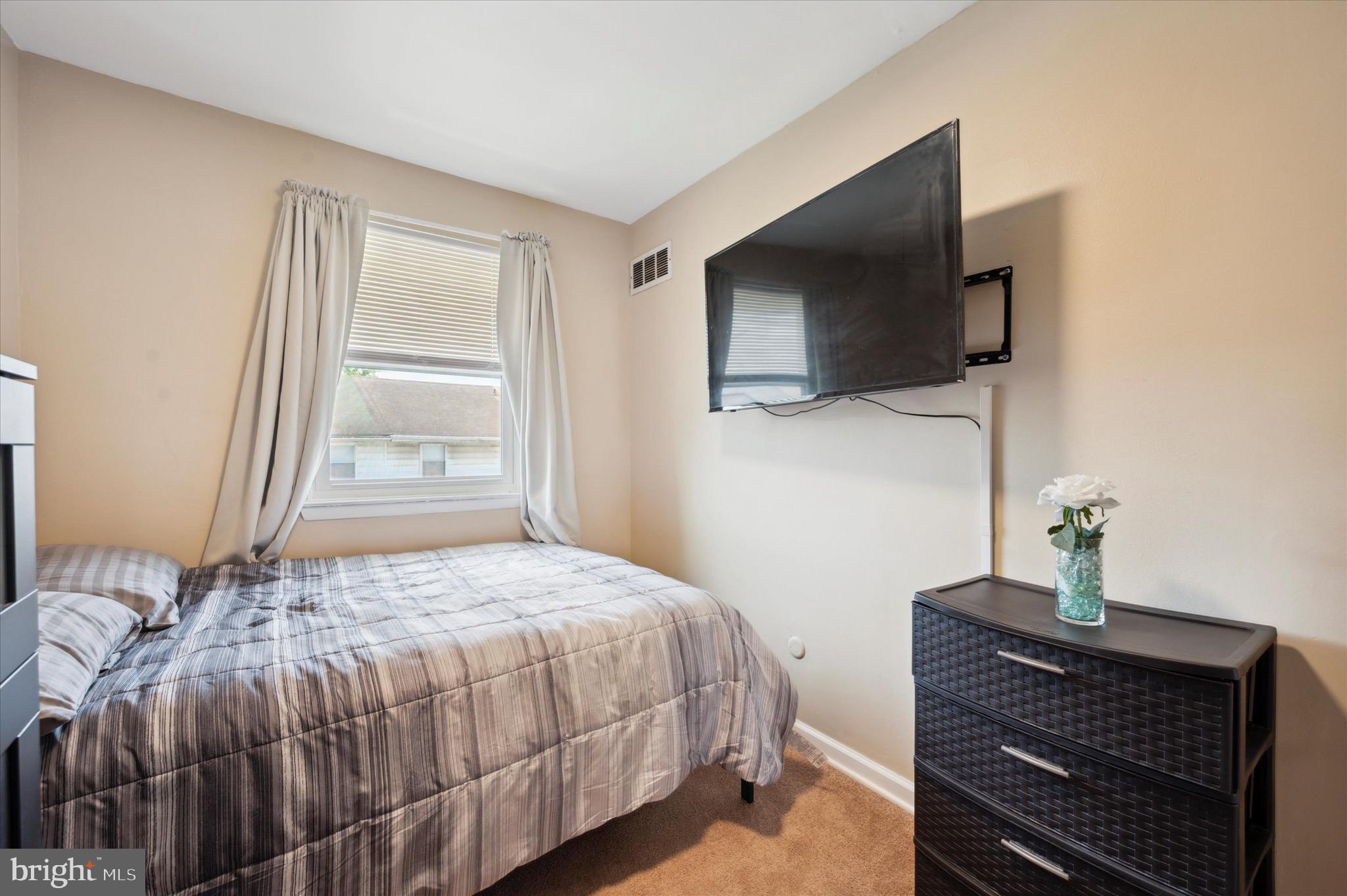 SHARON HILL - Residential