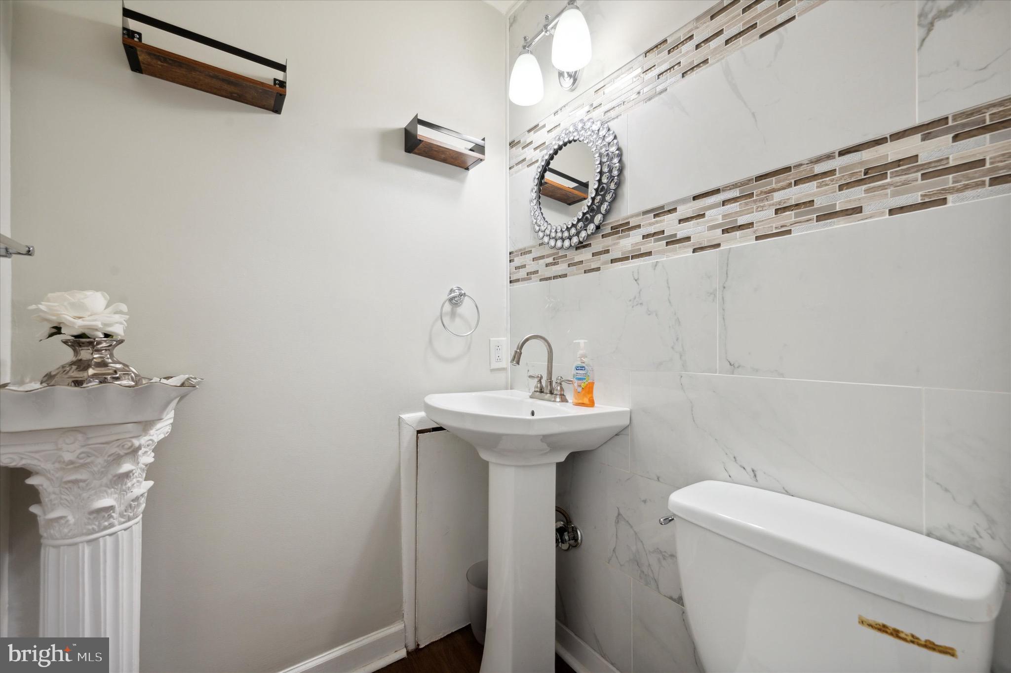 SHARON HILL - Residential