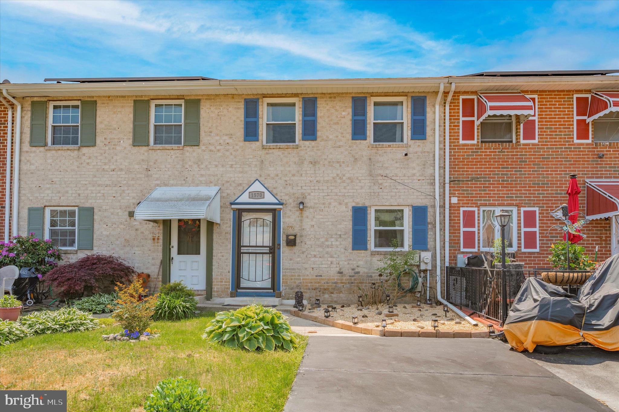 SHARON HILL - Residential