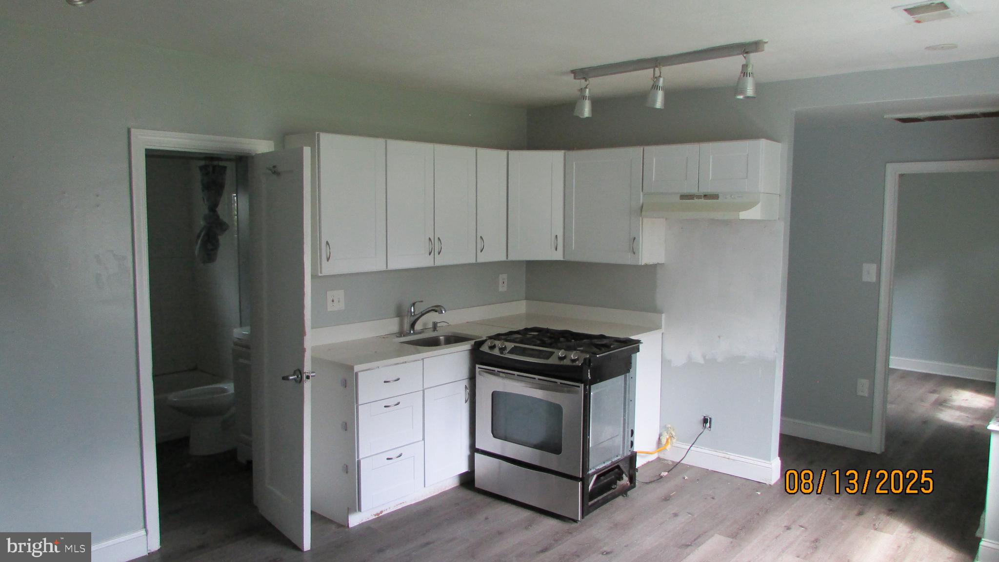 DANIELS PARK- ADDN - Residential