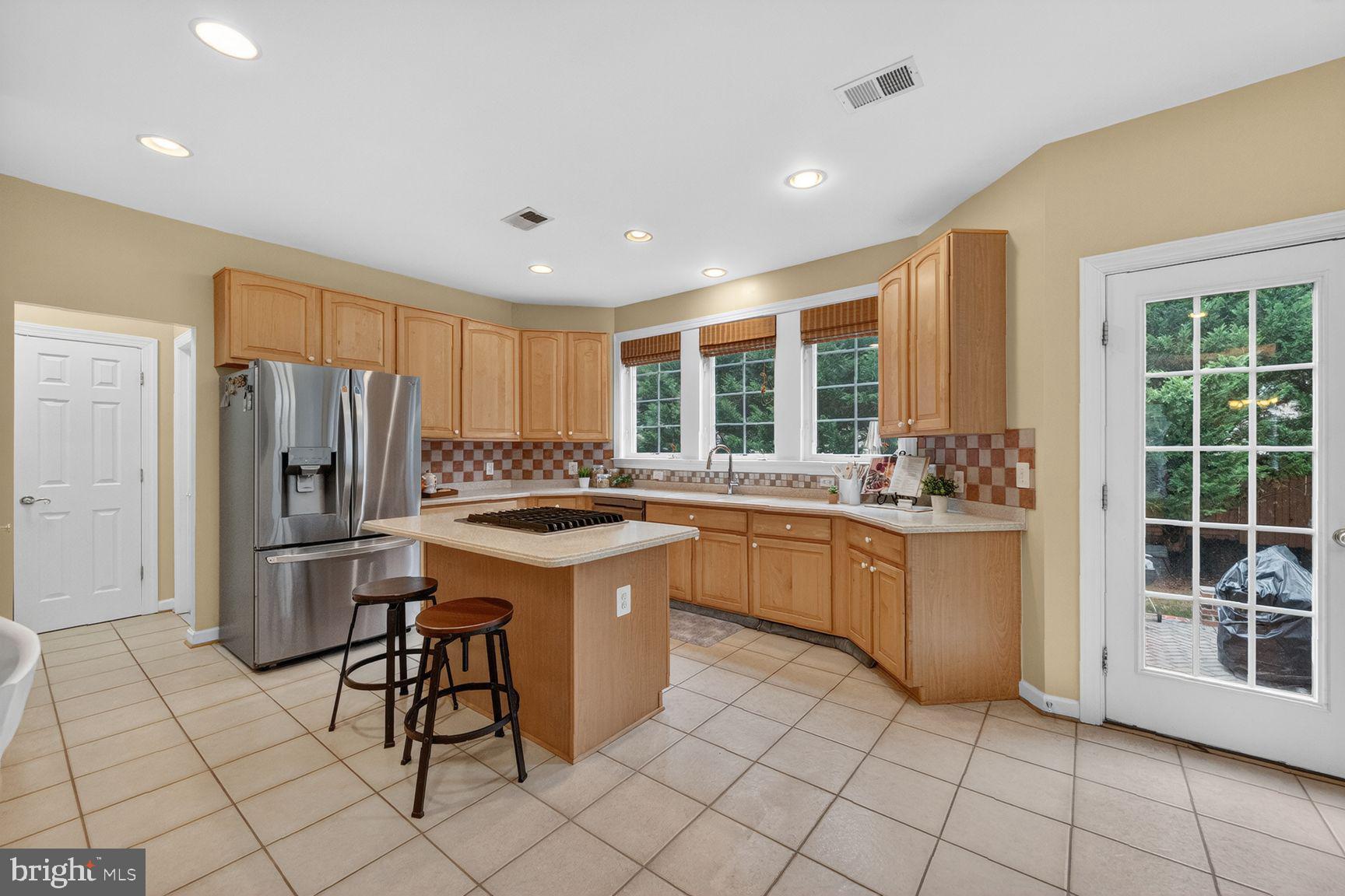 WEST GROVE ESTATES - Residential