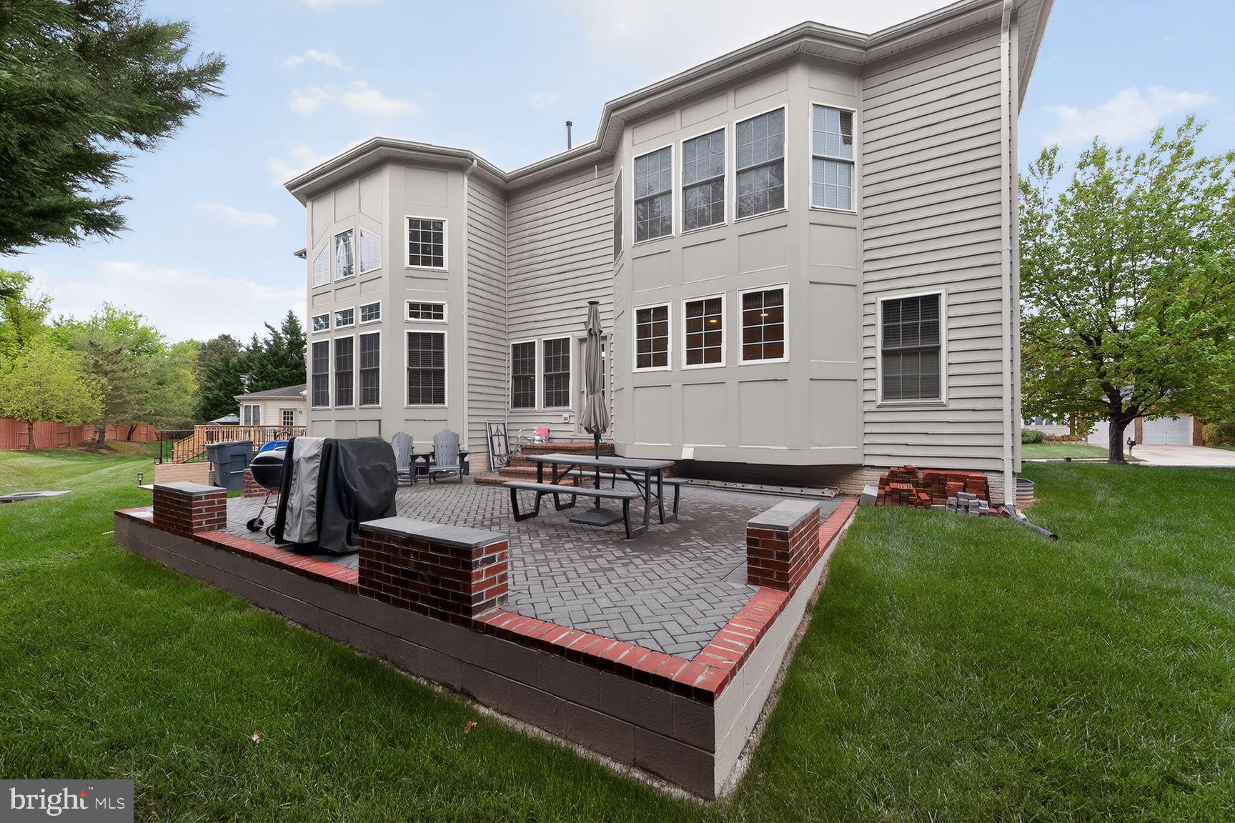WEST GROVE ESTATES - Residential