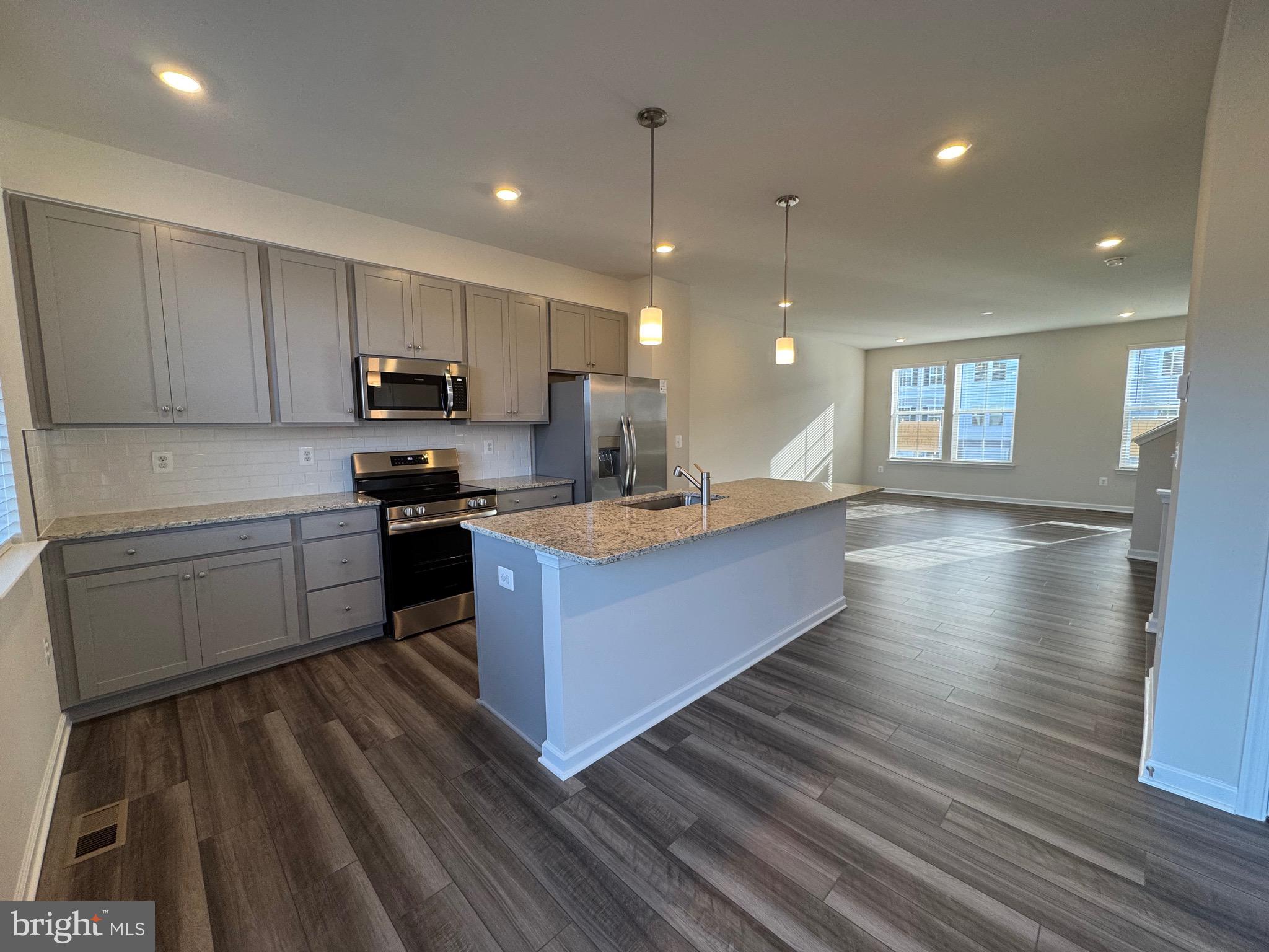 WILLOW GLEN - Residential Lease