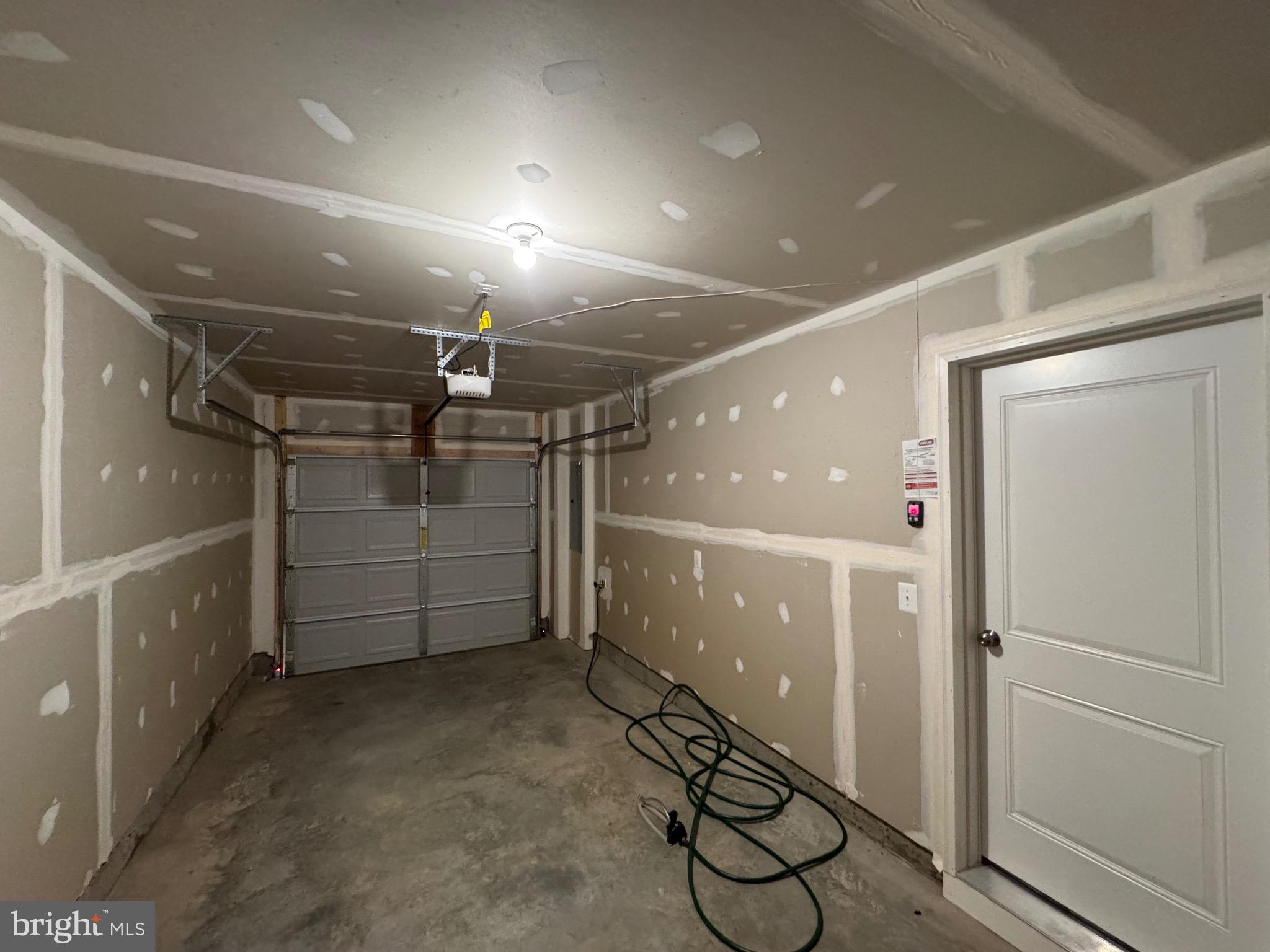 WILLOW GLEN - Residential Lease