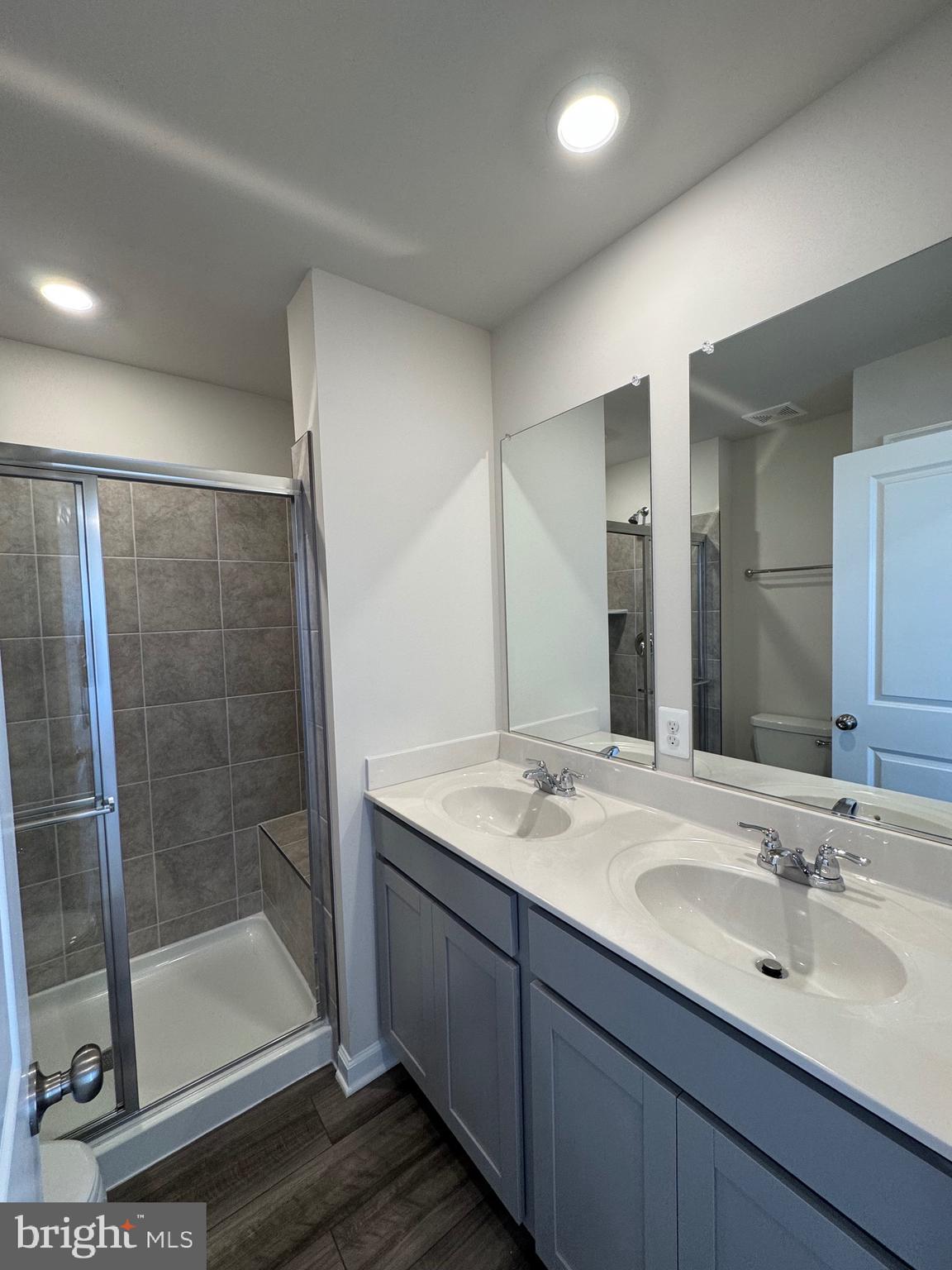 WILLOW GLEN - Residential Lease