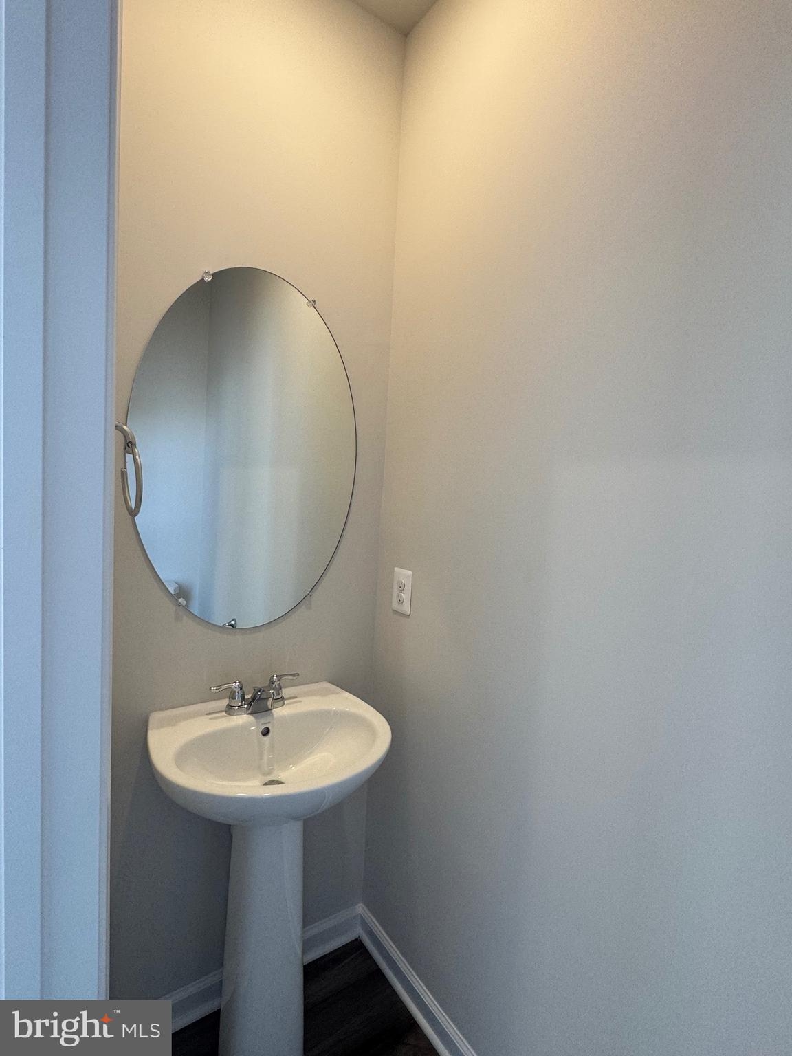 WILLOW GLEN - Residential Lease