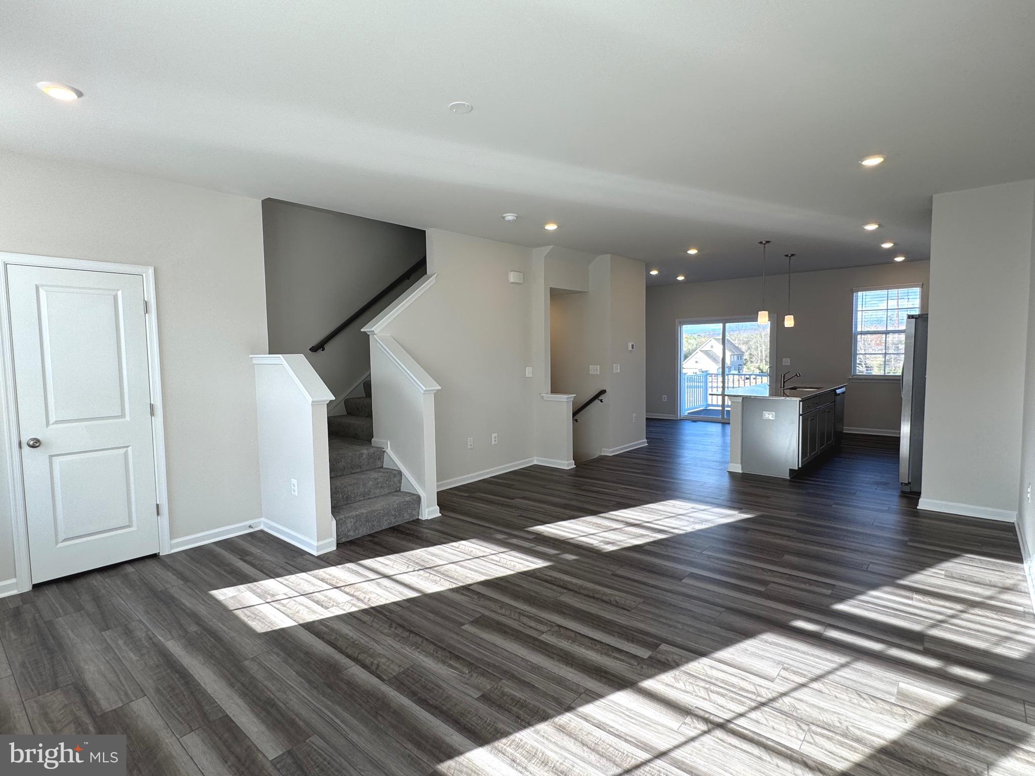 WILLOW GLEN - Residential Lease