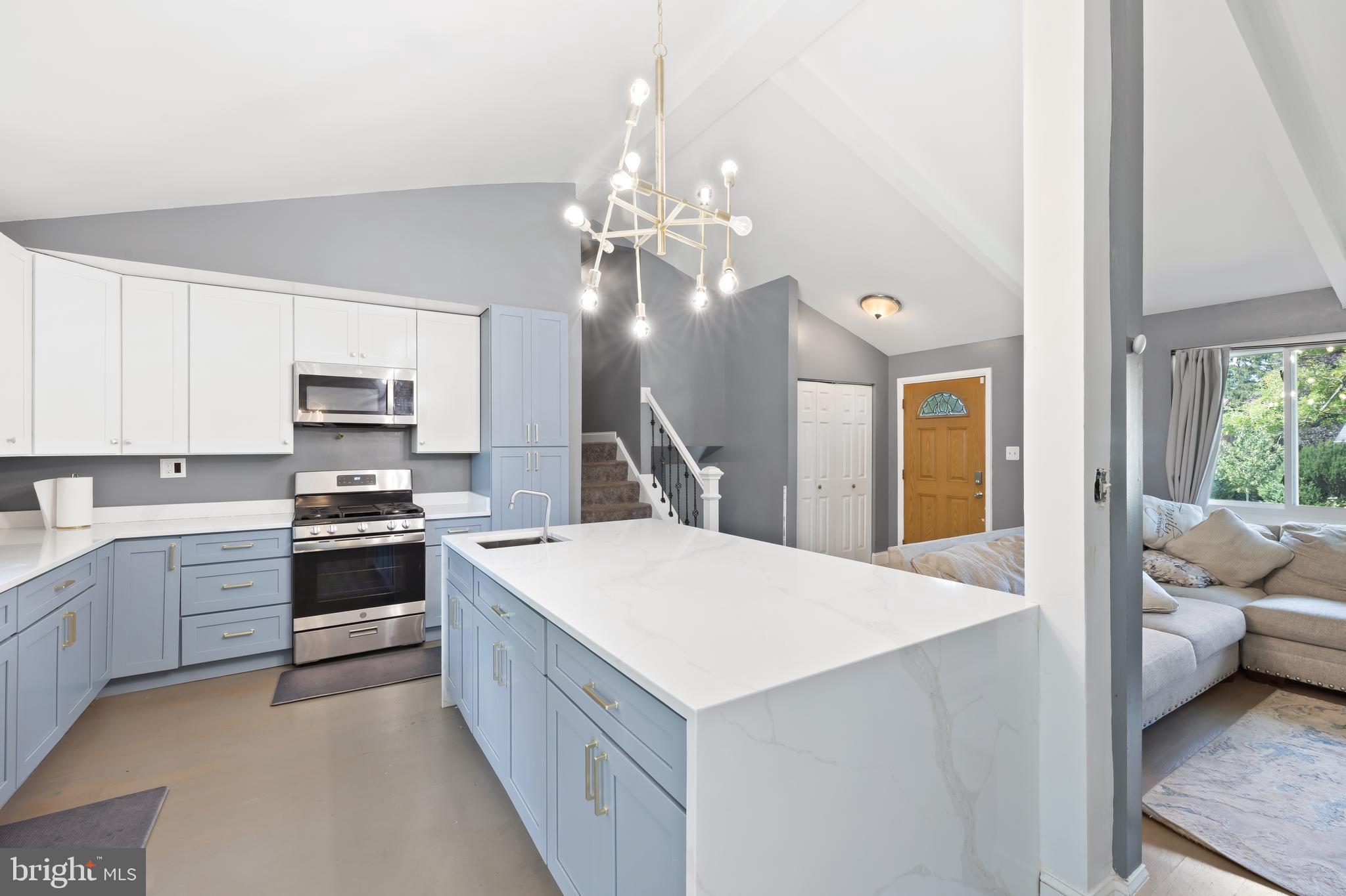 OAKLAND MILLS - Residential