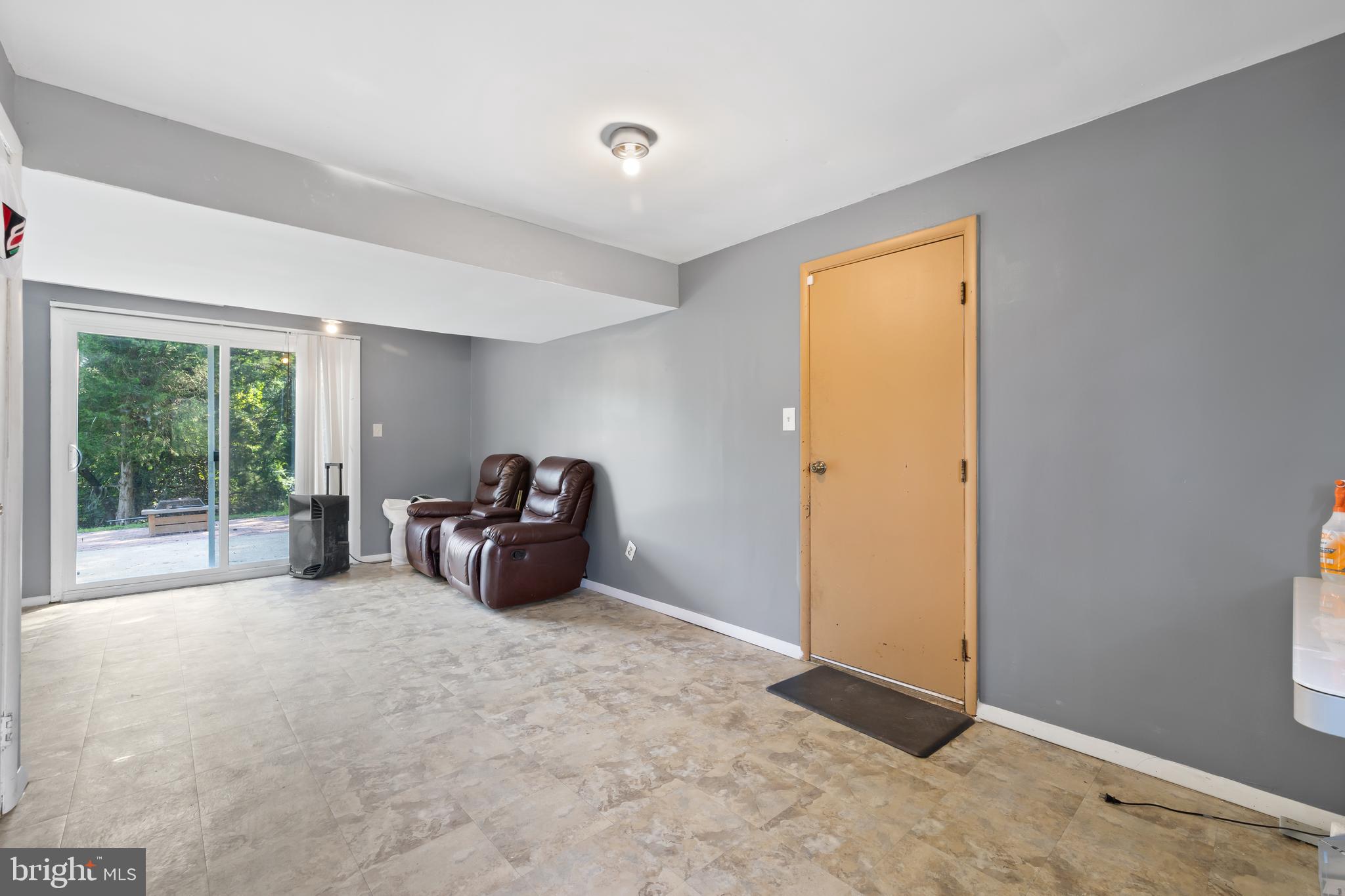 OAKLAND MILLS - Residential