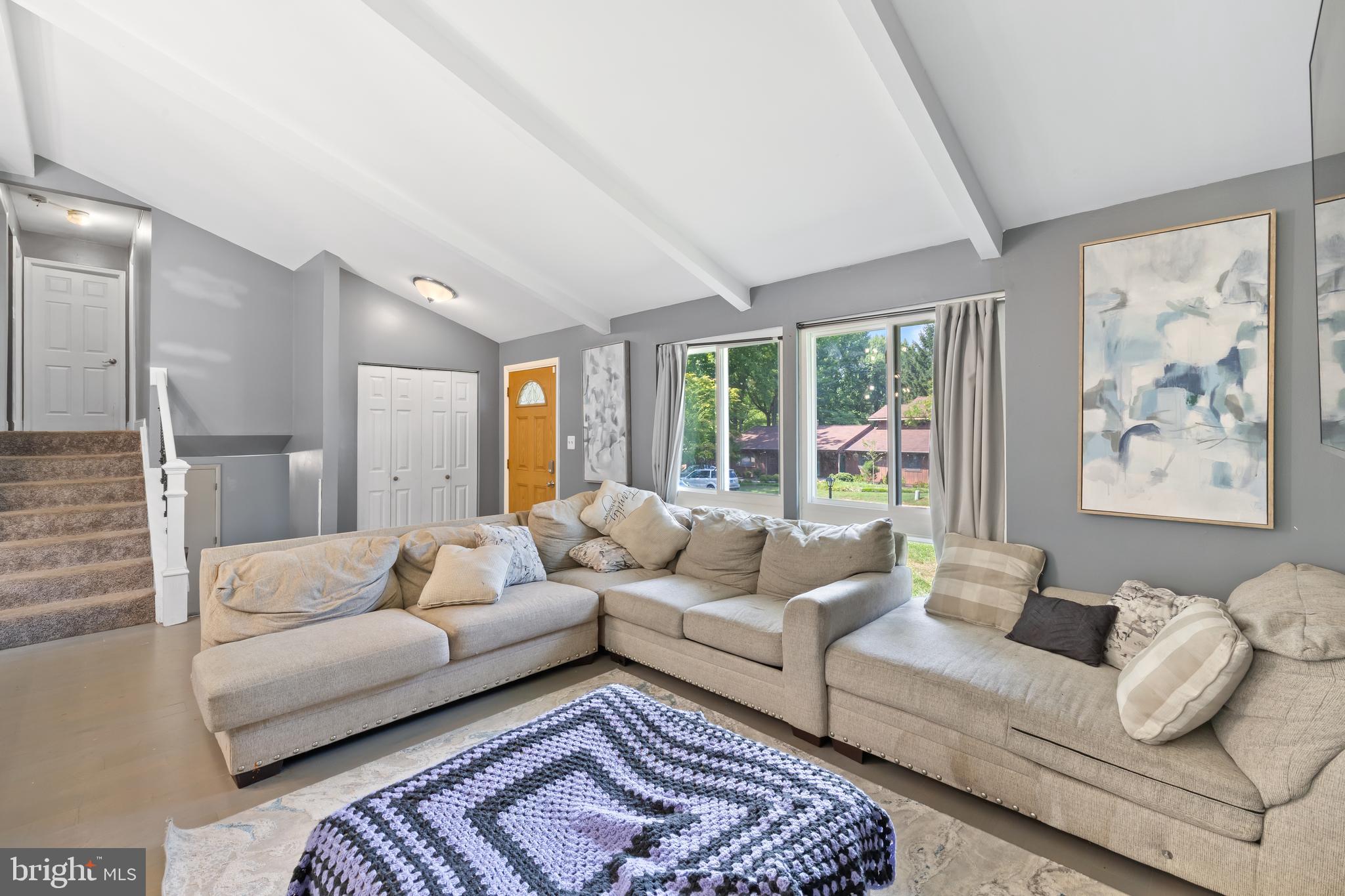 OAKLAND MILLS - Residential