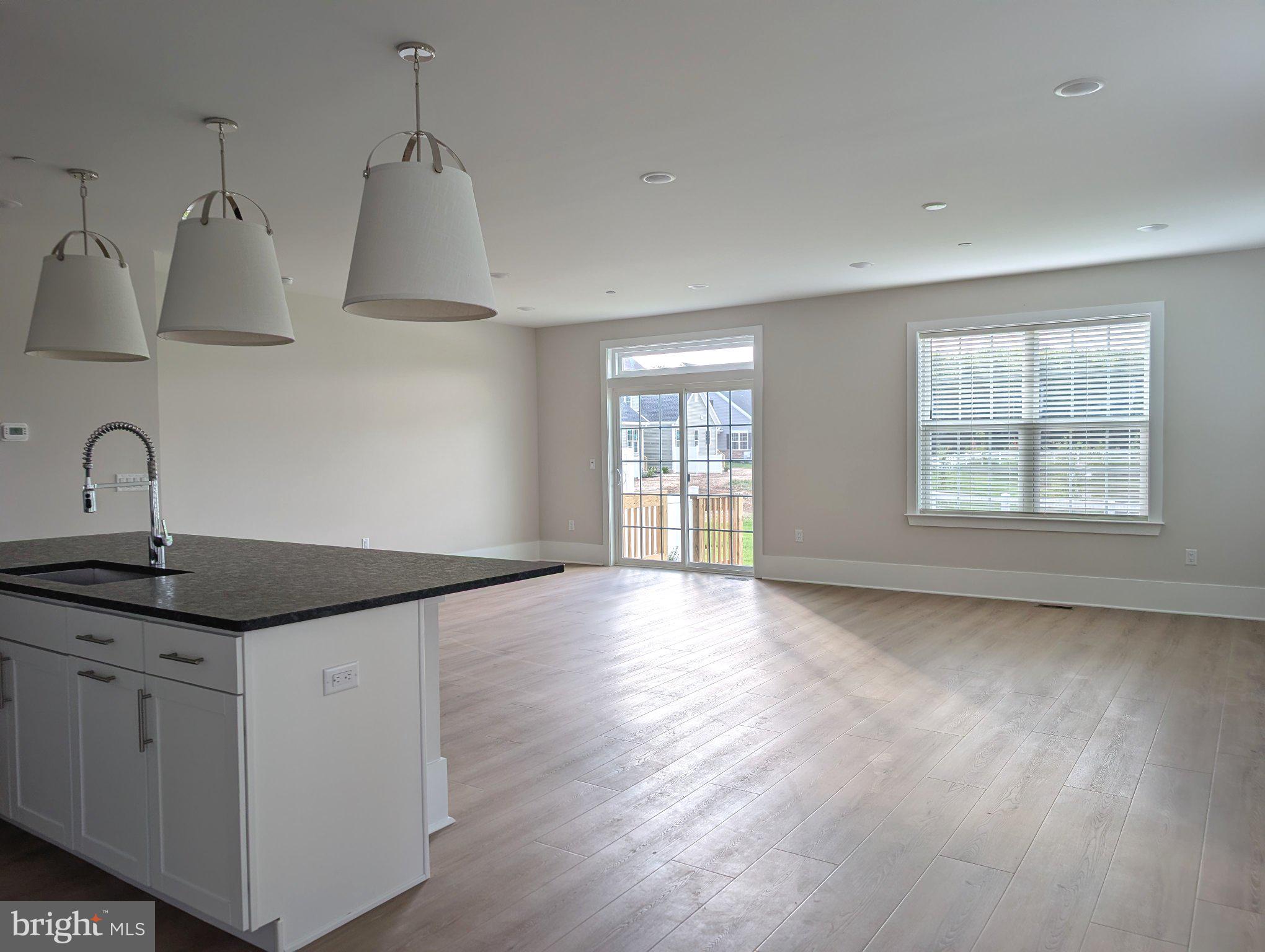 1601 JUSTIN DRIVE