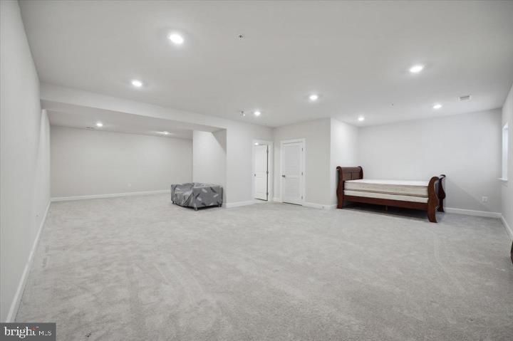 MALVERN CROSSING - Residential Lease