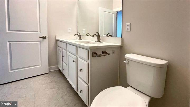 MALVERN CROSSING - Residential Lease