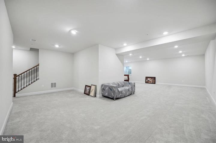 MALVERN CROSSING - Residential Lease