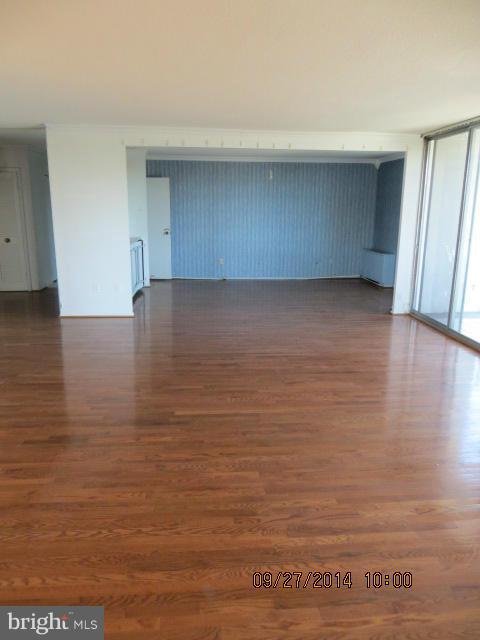 STRATHMORE TOWER - Residential