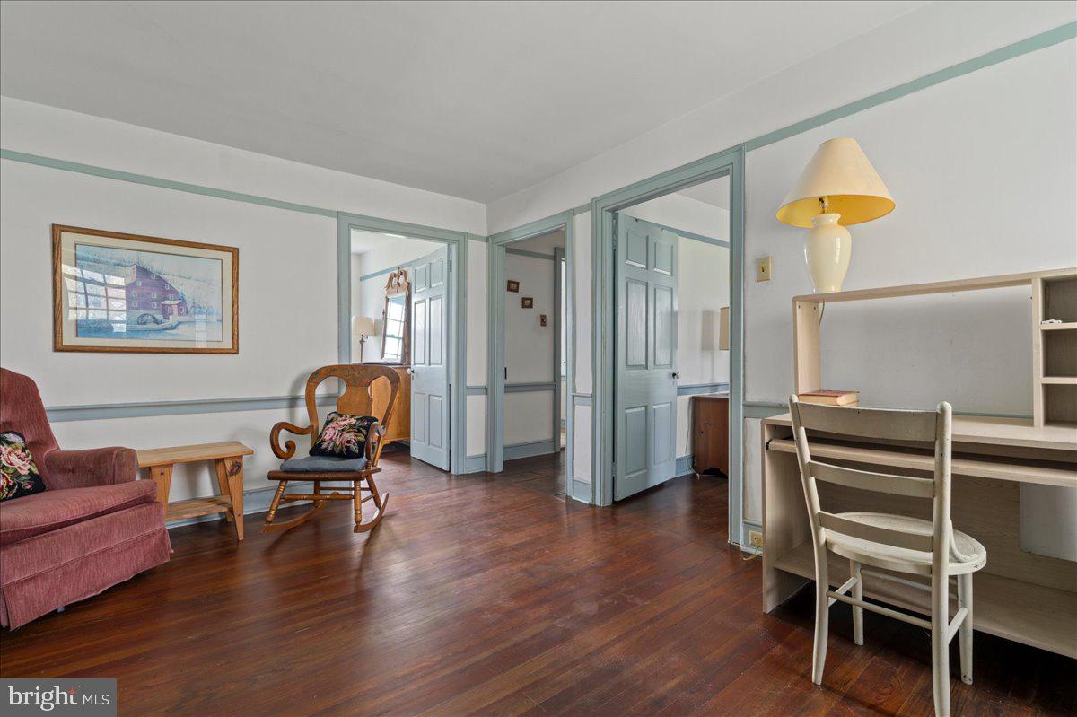 KINTNERSVILLE - Residential