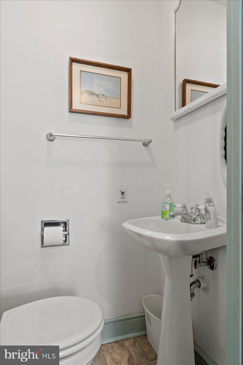 KINTNERSVILLE - Residential