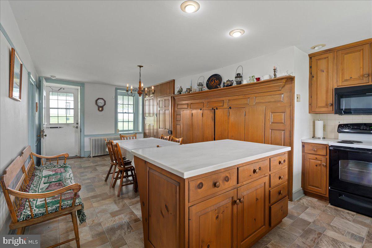 KINTNERSVILLE - Residential