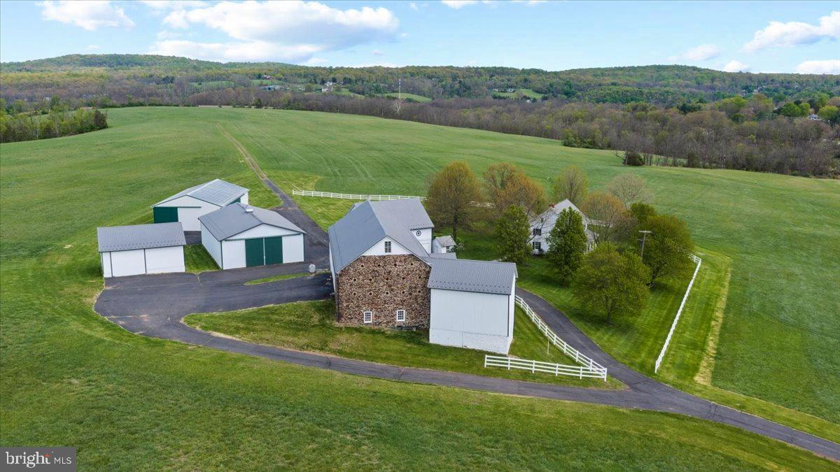 KINTNERSVILLE - Residential