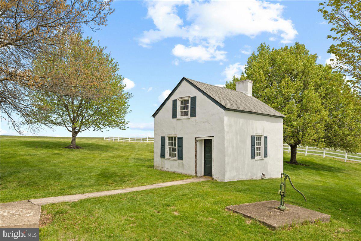 KINTNERSVILLE - Residential