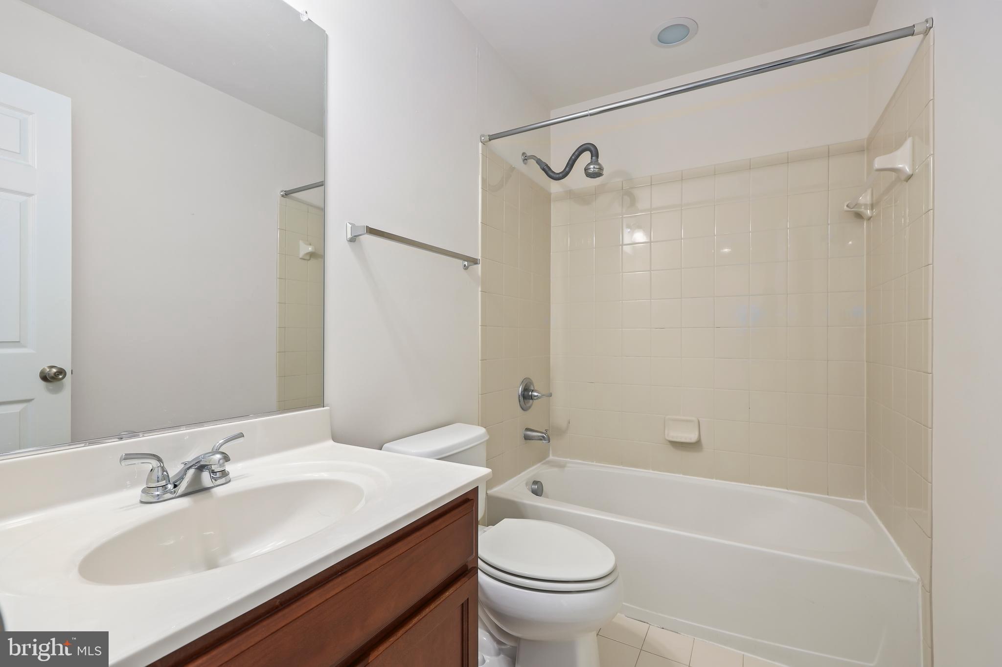 RIPPON LANDING - Residential