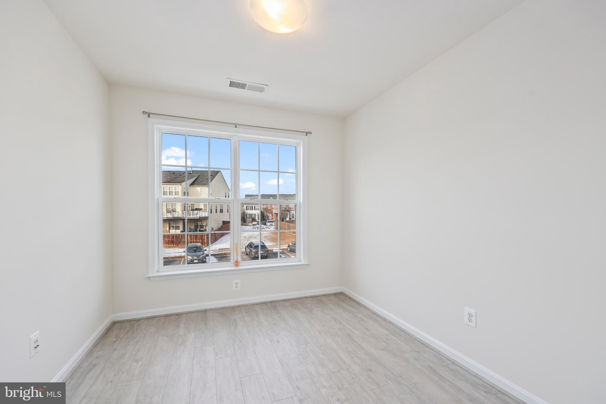 RIPPON LANDING - Residential