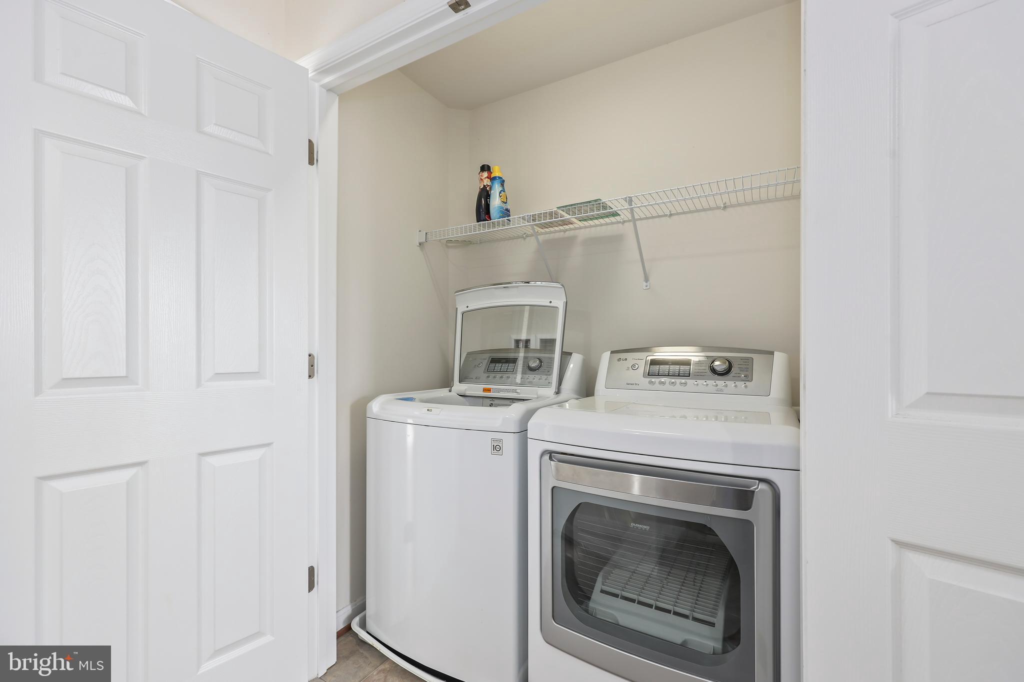 RIPPON LANDING - Residential