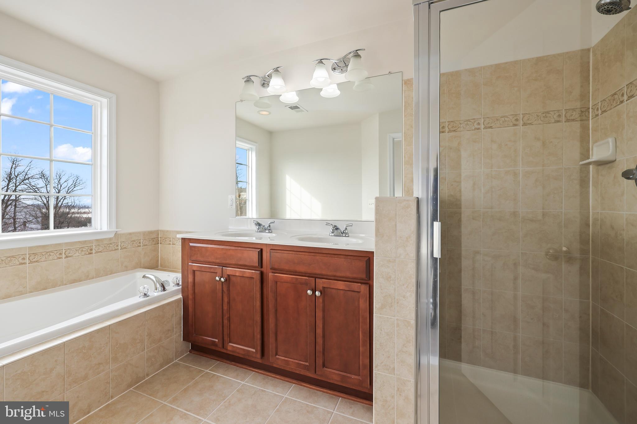 RIPPON LANDING - Residential