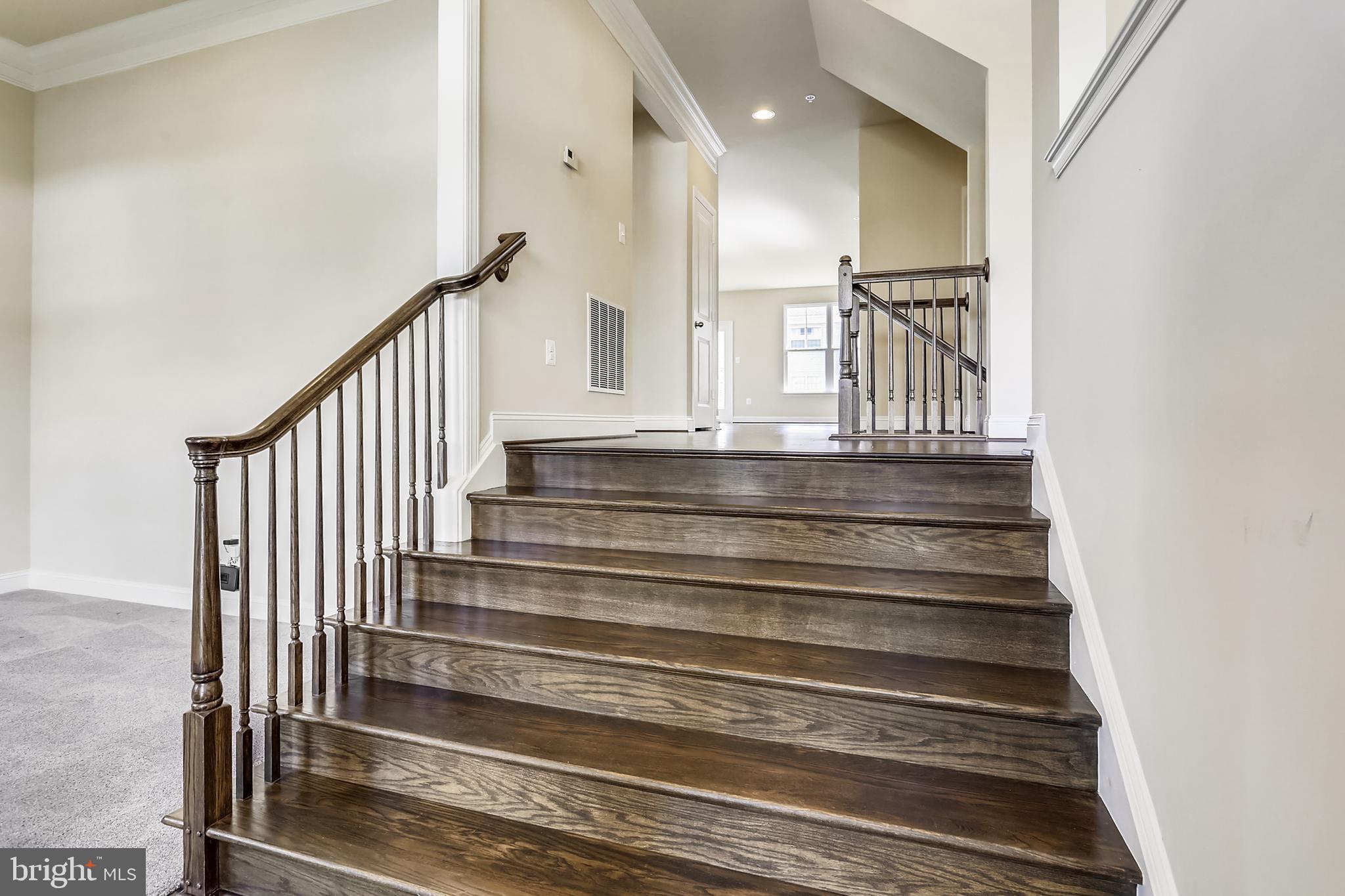 LAYHILL OVERLOOK - Residential Lease