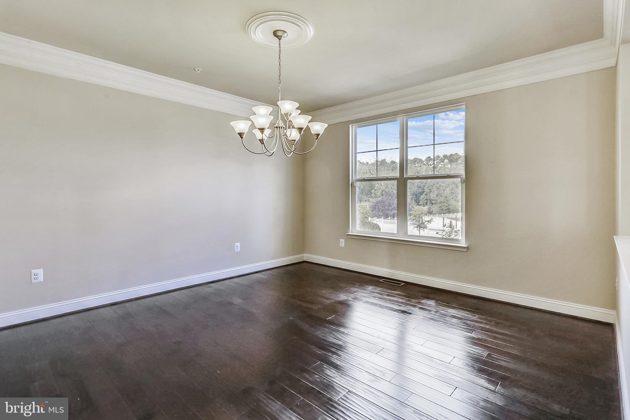 LAYHILL OVERLOOK - Residential Lease