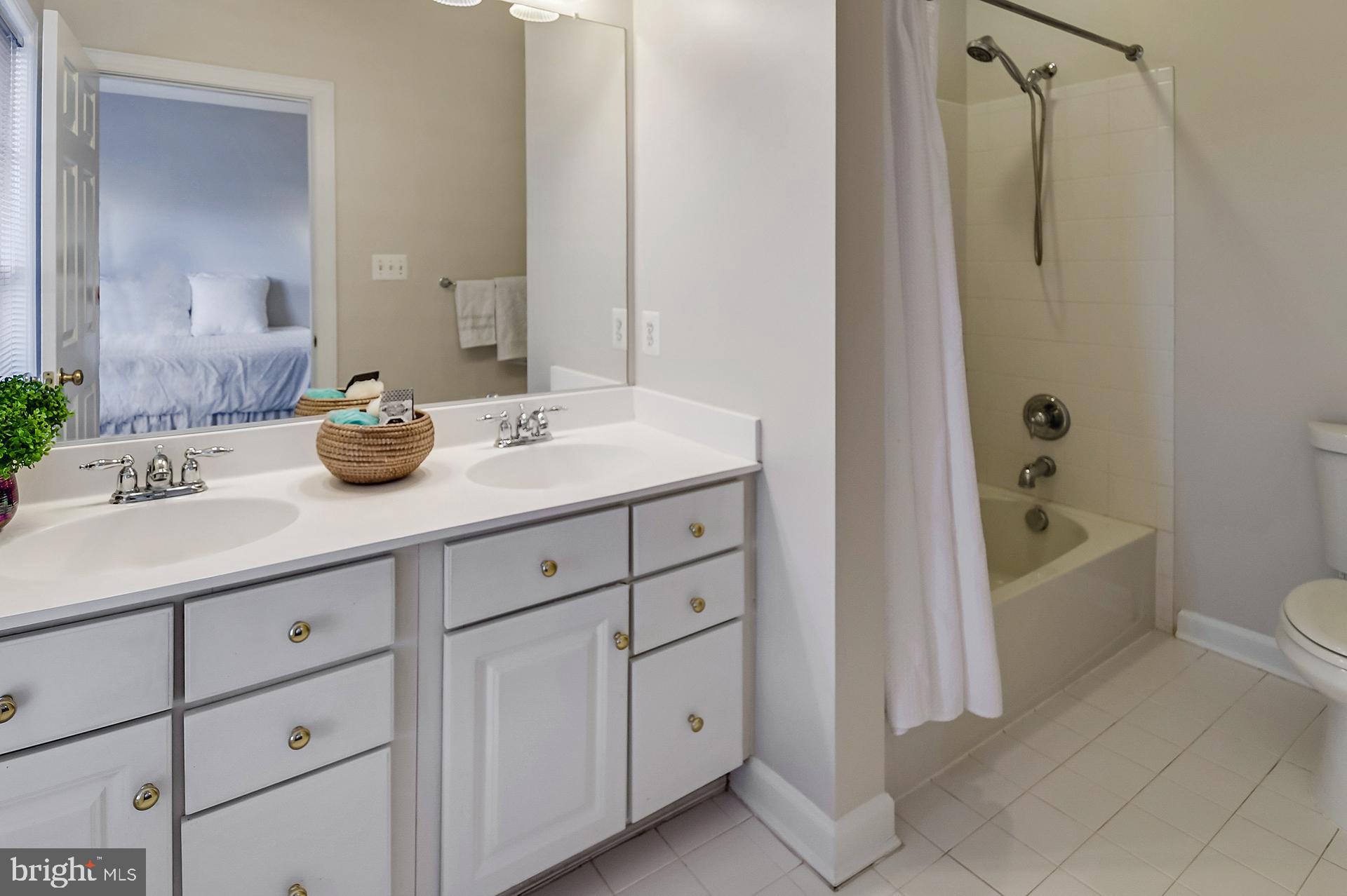 VILLAGES OF URBANA - Residential