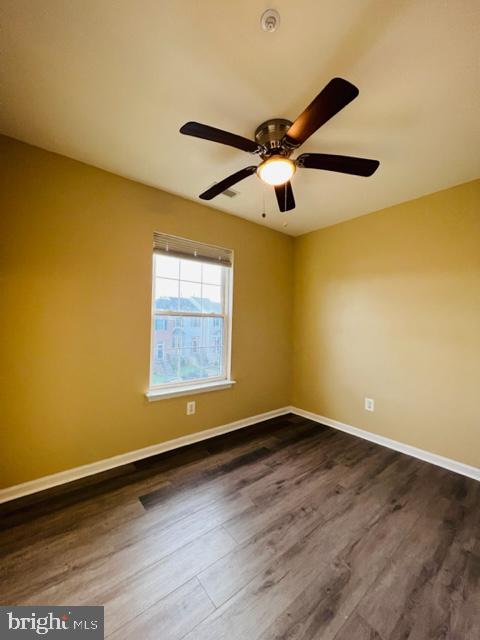 RIDGE COMMONS - Residential Lease