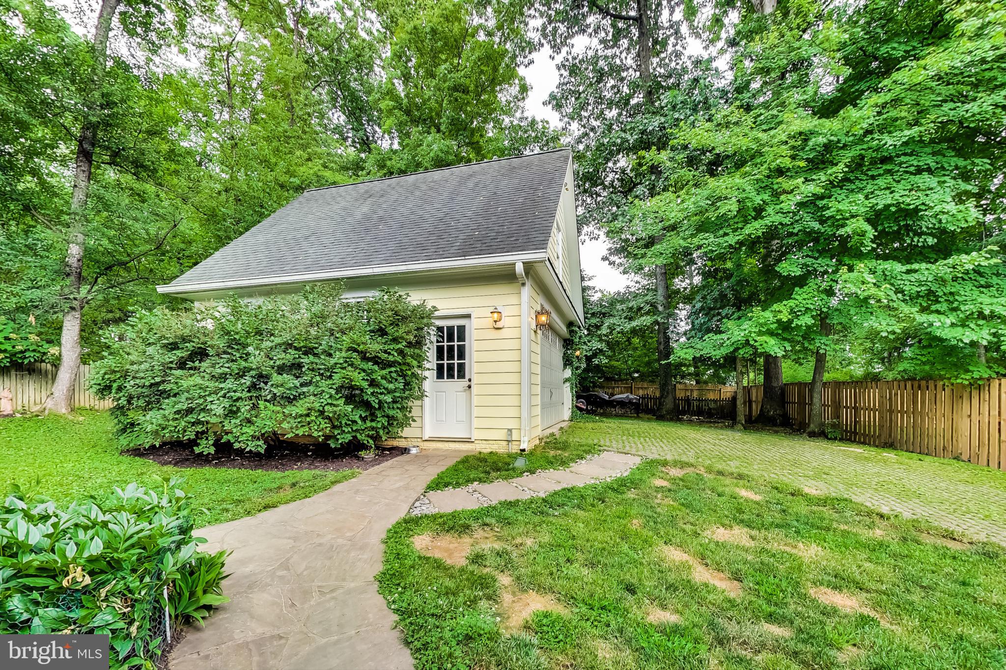 KINGCREST - Residential