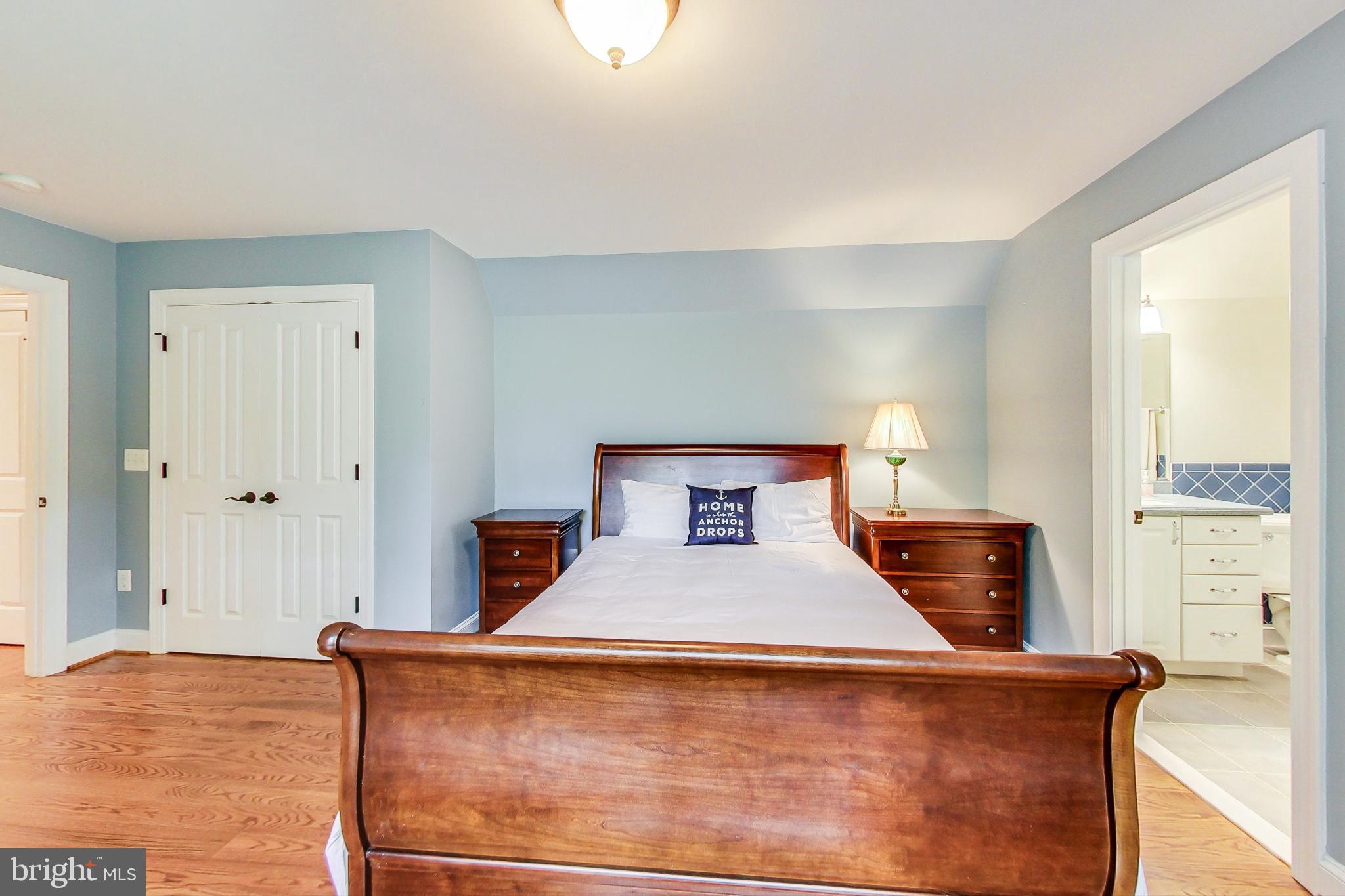 KINGCREST - Residential