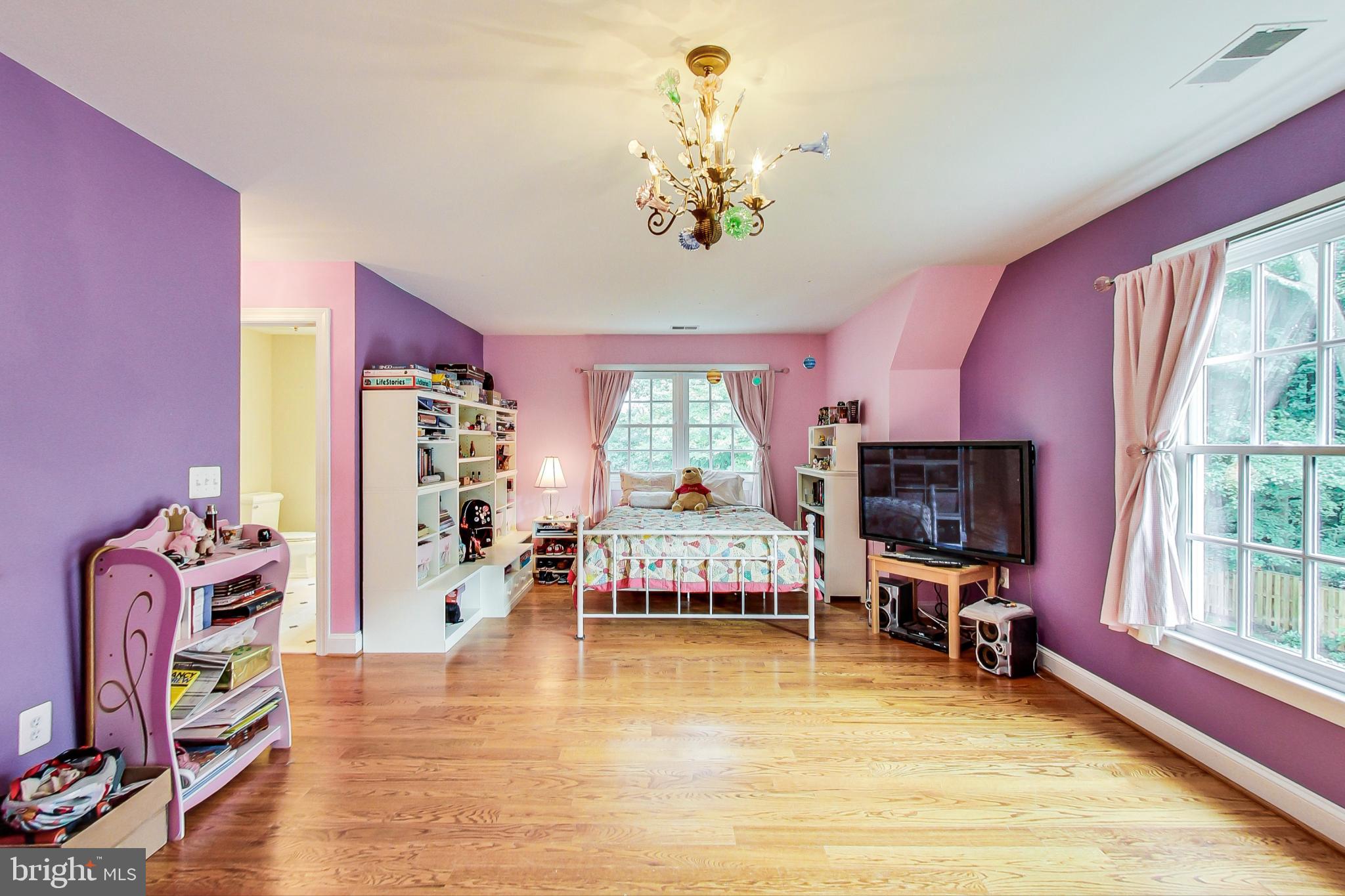 KINGCREST - Residential