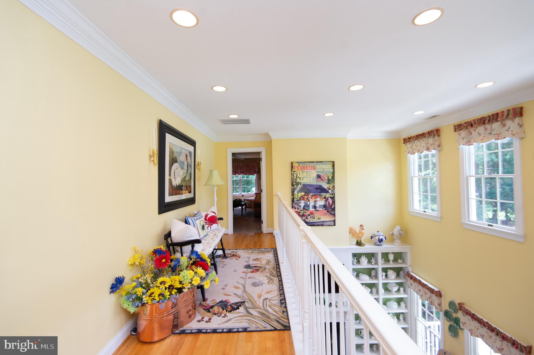 WAVERLY ISLAND ESTATES - Residential