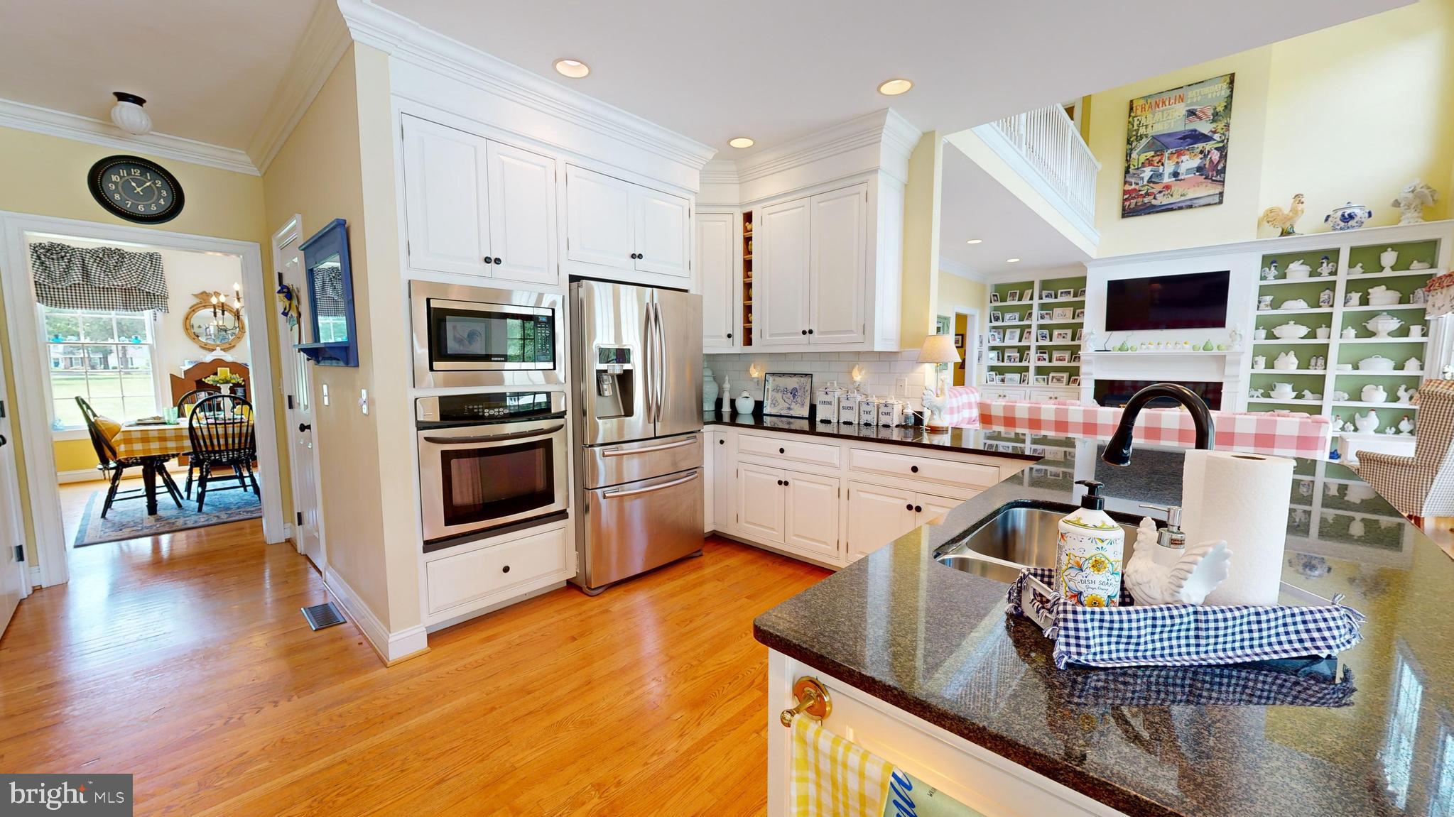 WAVERLY ISLAND ESTATES - Residential