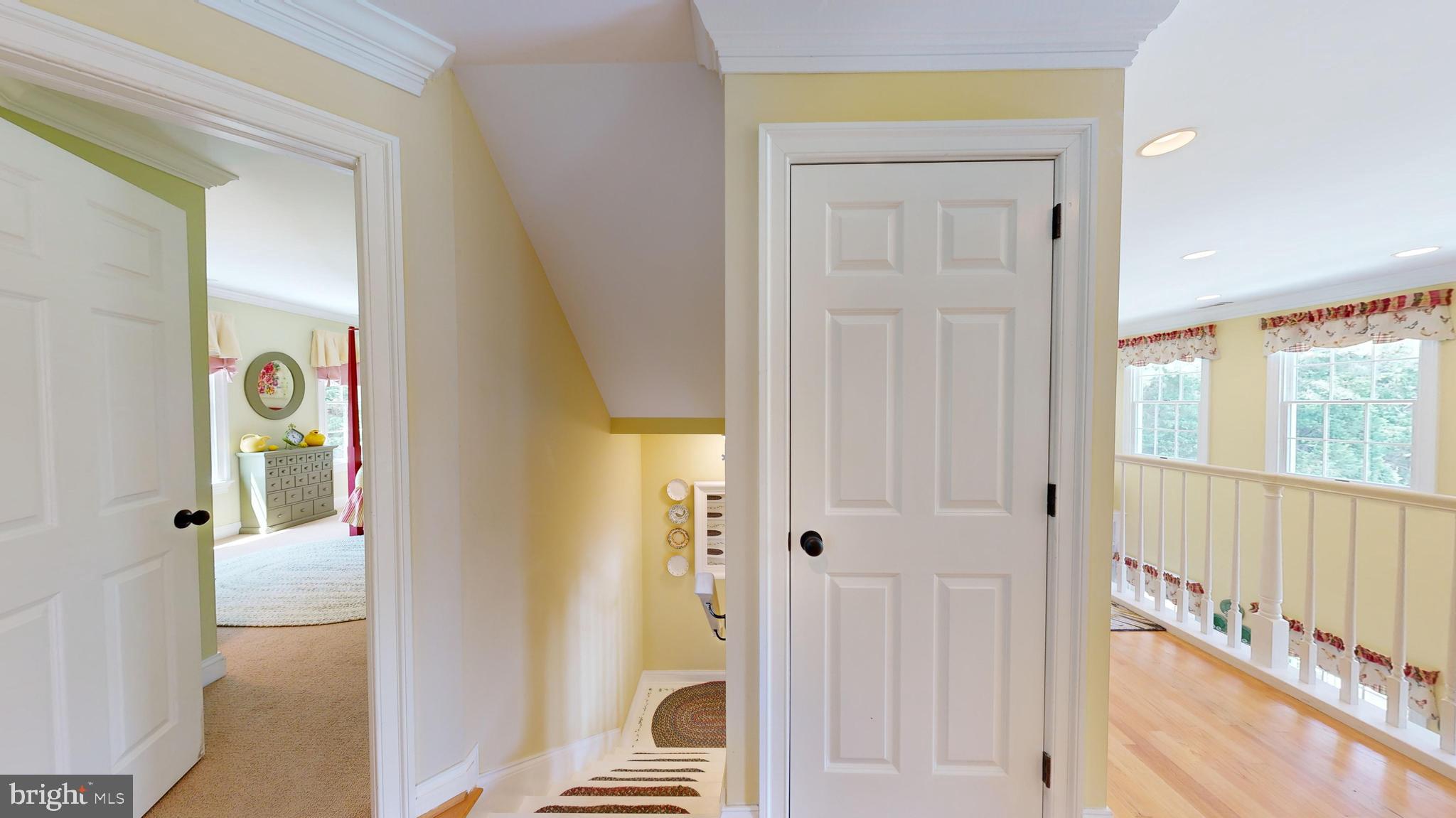 WAVERLY ISLAND ESTATES - Residential