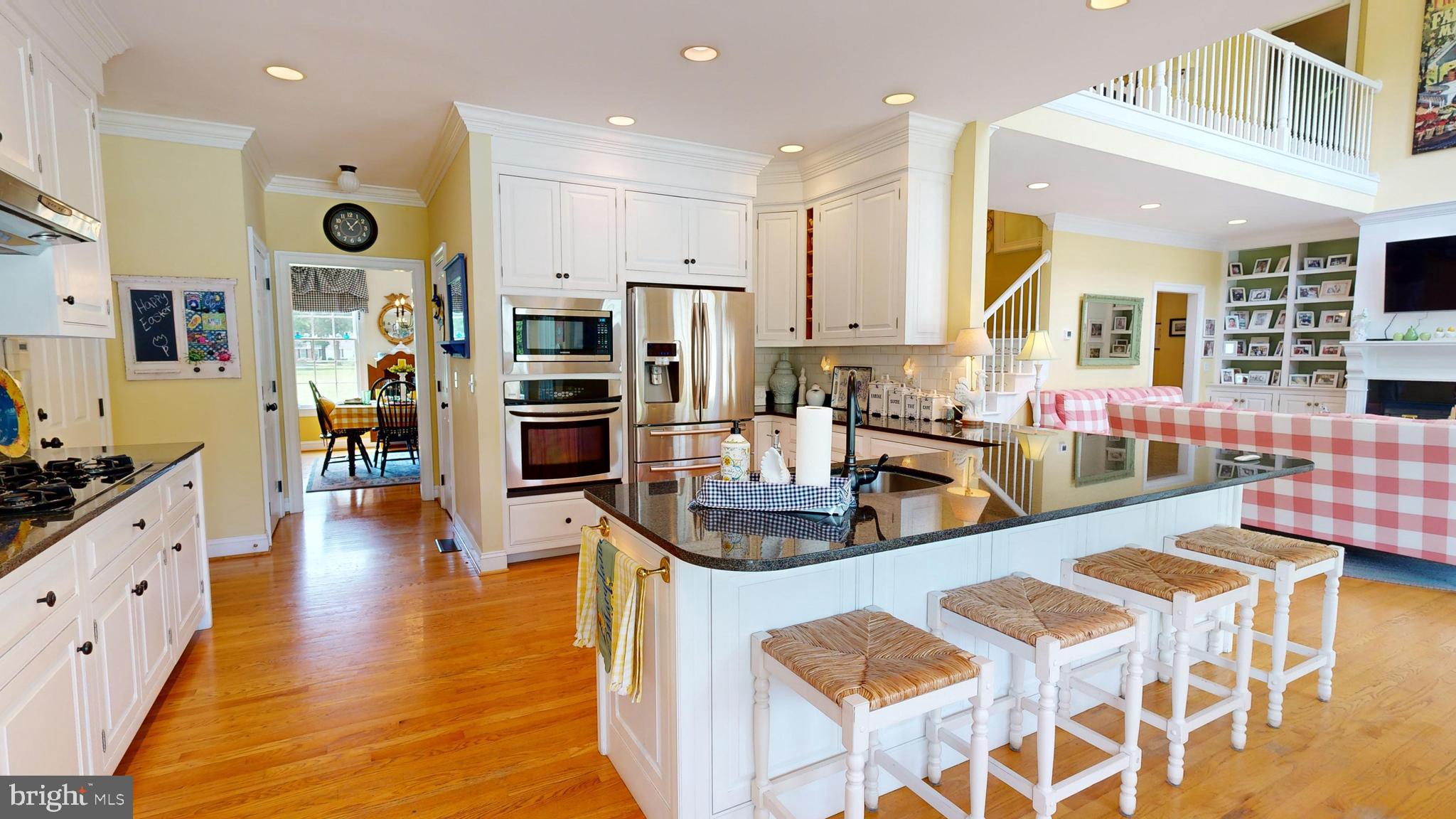 WAVERLY ISLAND ESTATES - Residential