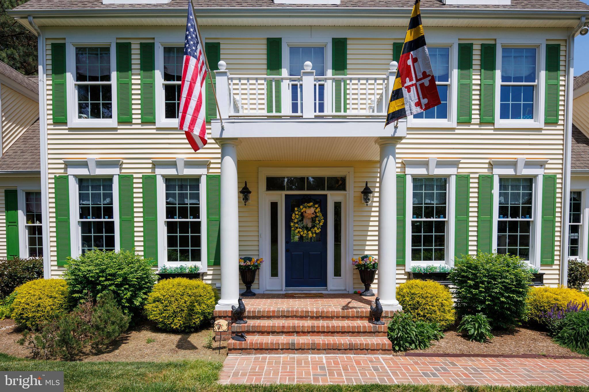 WAVERLY ISLAND ESTATES - Residential