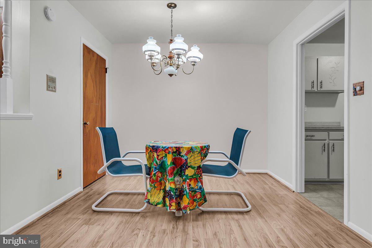 LINDEN KNOLL - Residential