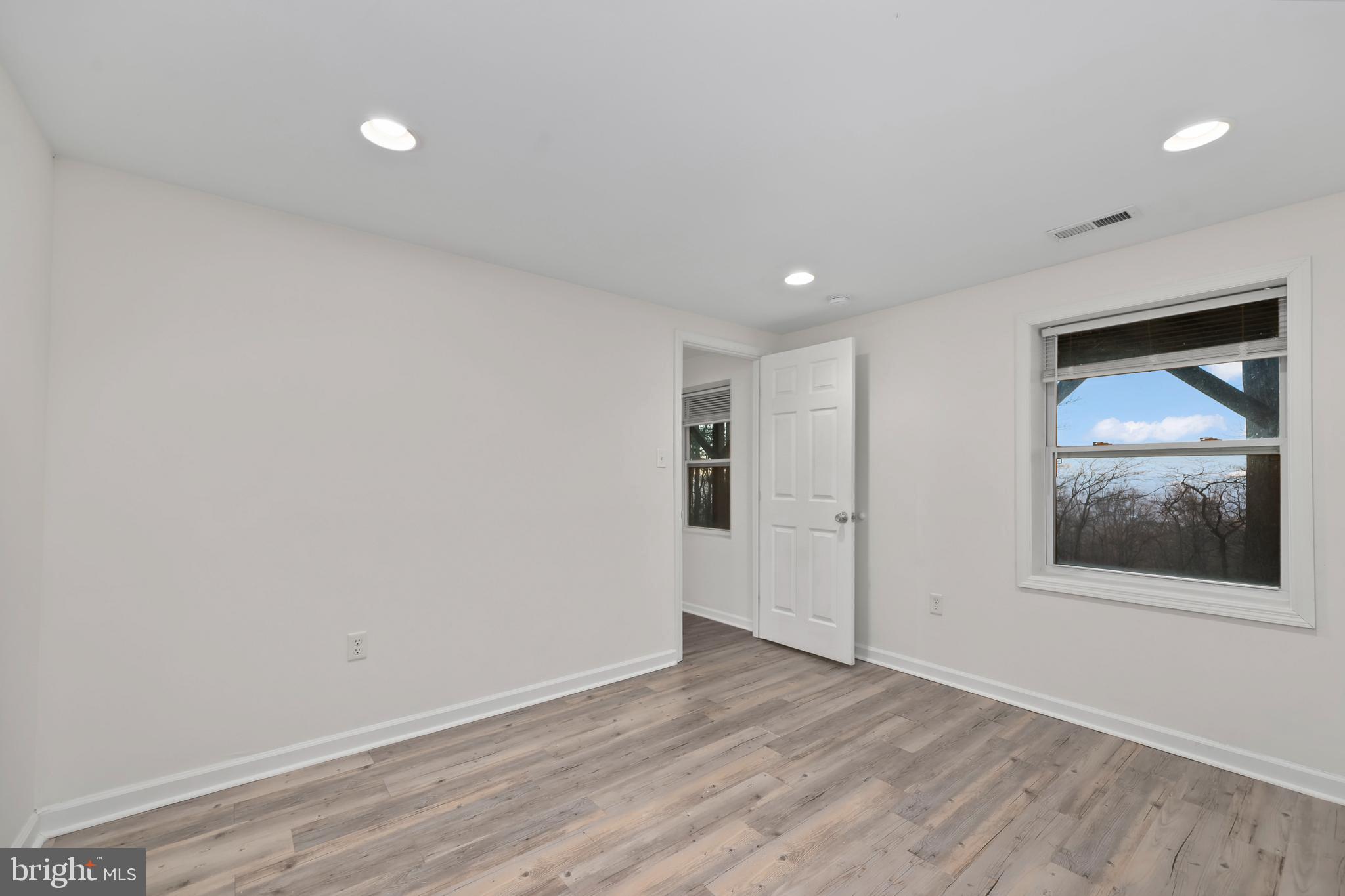 SKYLAND ESTATES - Residential