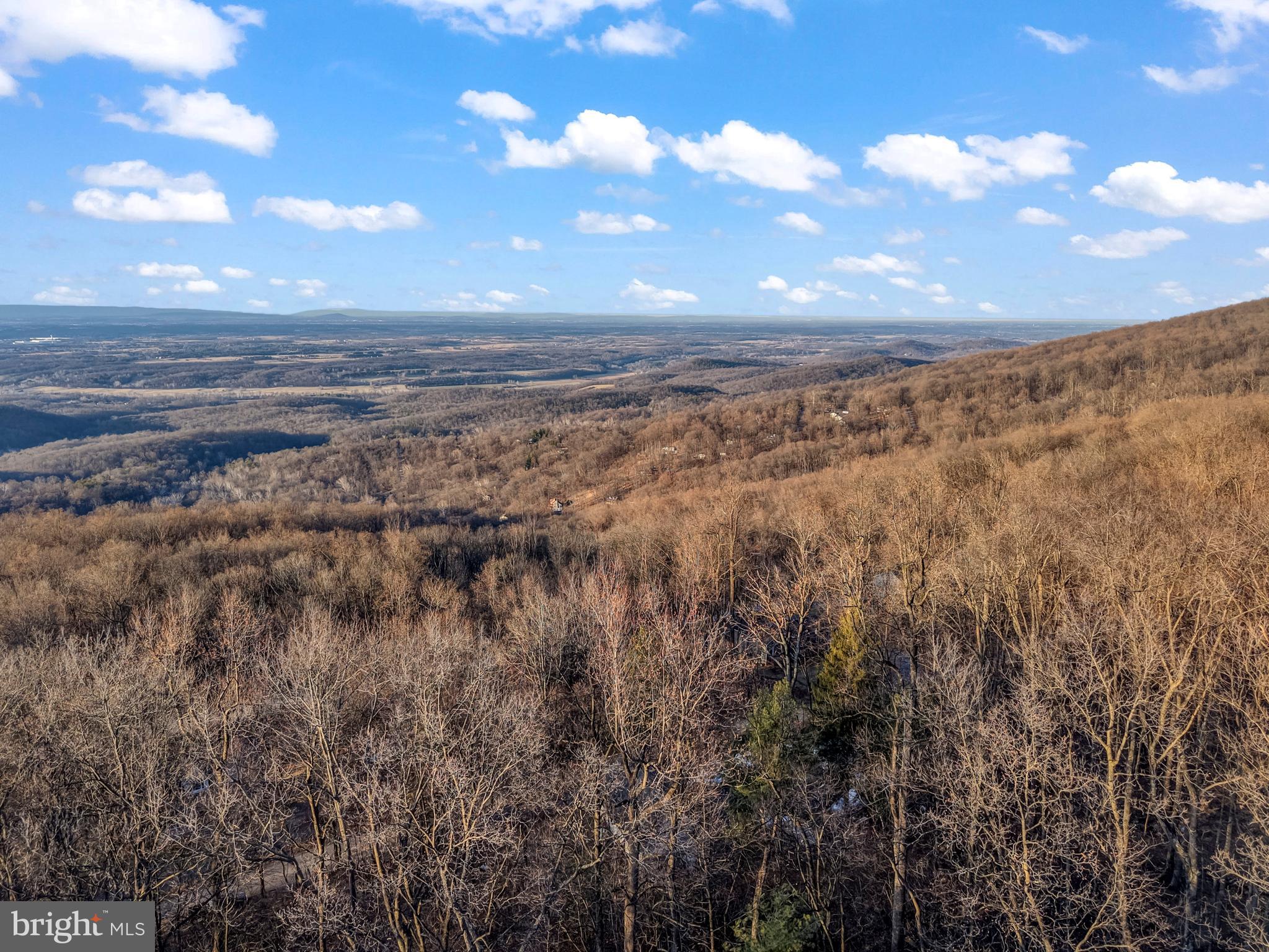 SKYLAND ESTATES - Residential