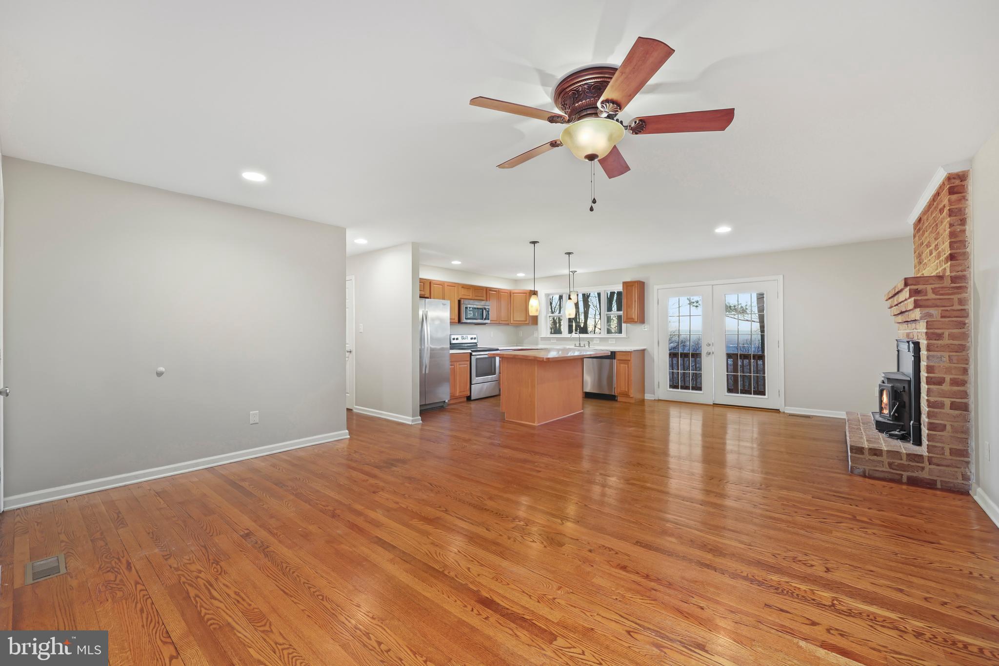 SKYLAND ESTATES - Residential