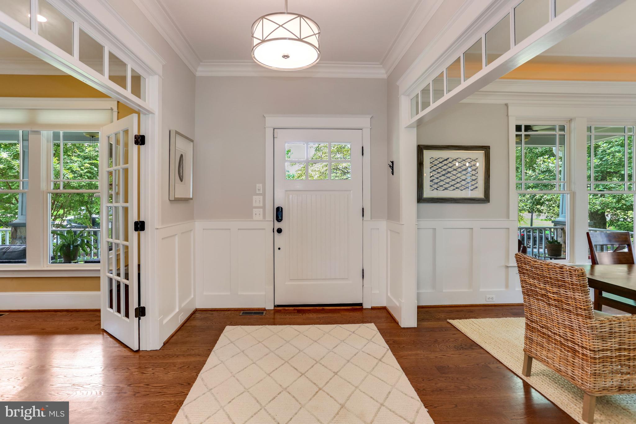 CRESCENT HILLS - Residential