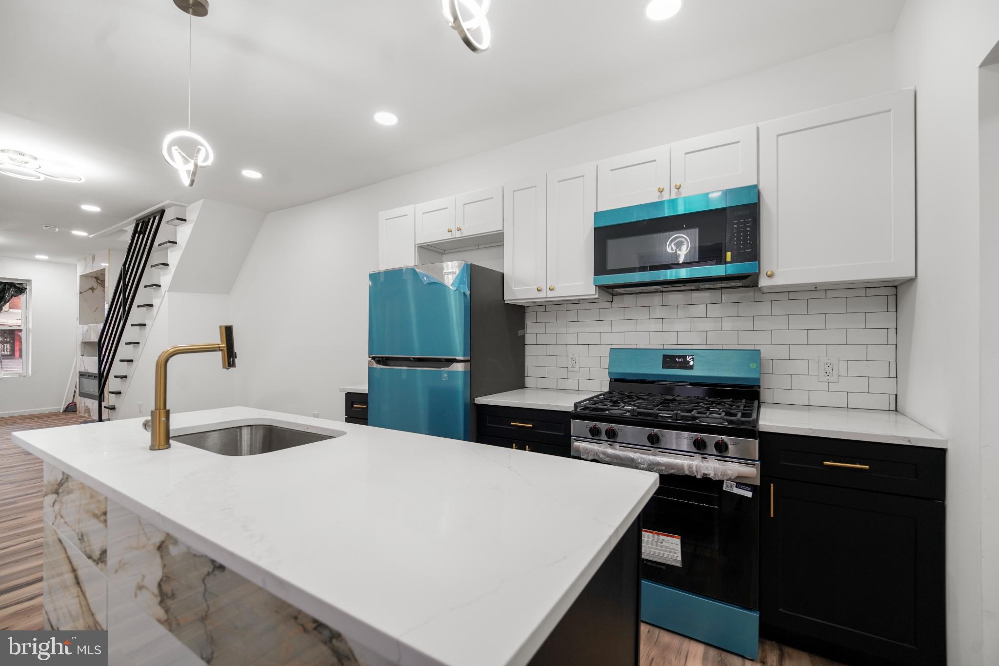 PHILADELPHIA - Residential